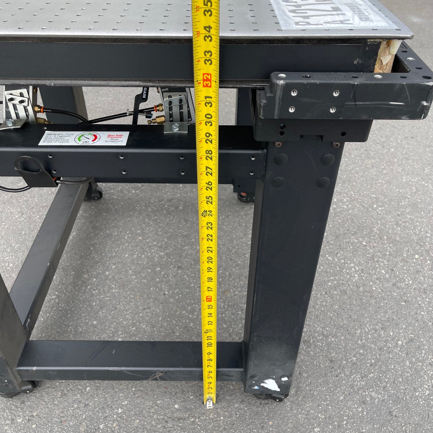 NEWPORT Vision IsoStation Optical Workstation Black 39"x34"x33" (AS-IS)