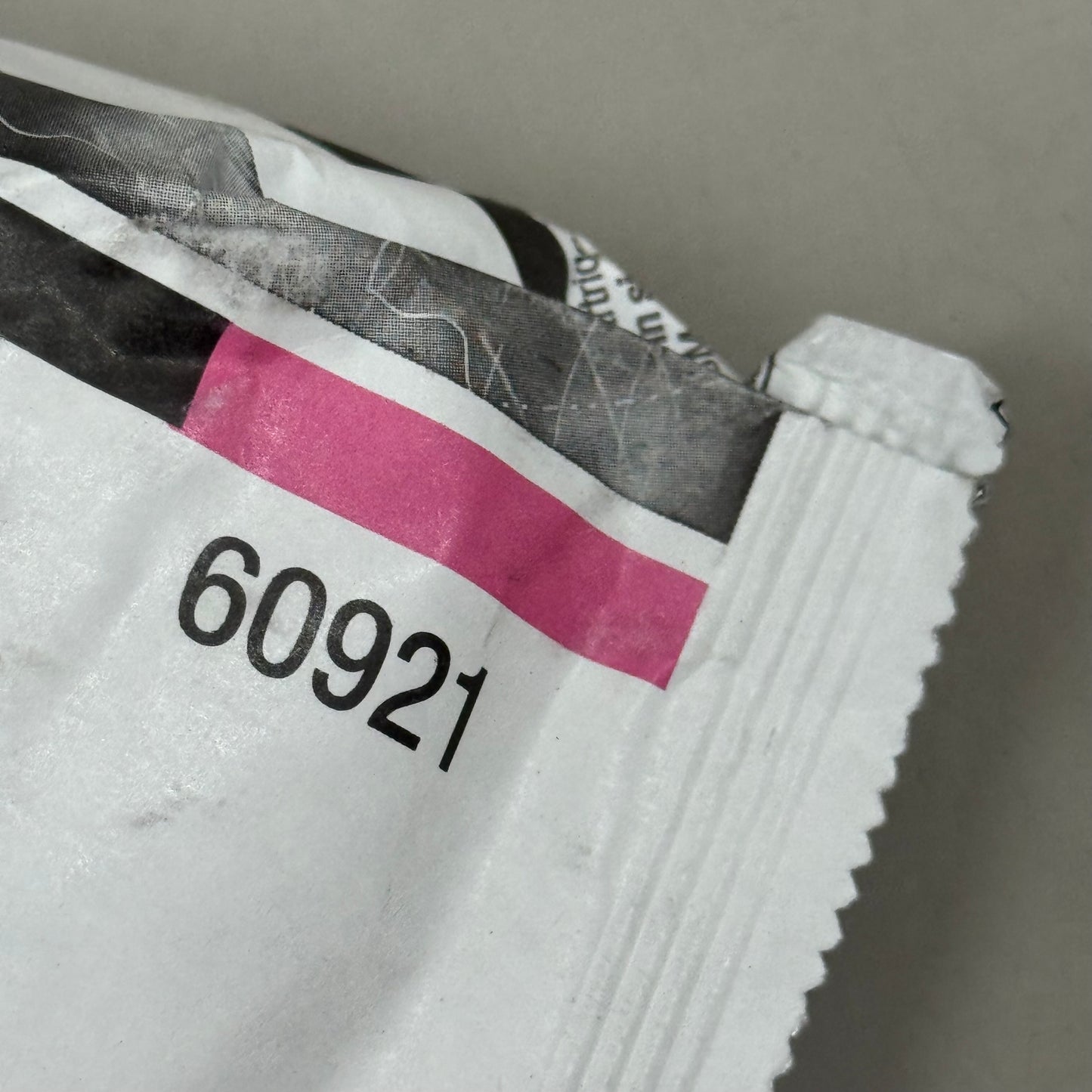 3M NIOSH (2 Cartridge Per Package) Organic Vapor Cartridge/ Filter  Pink 60921