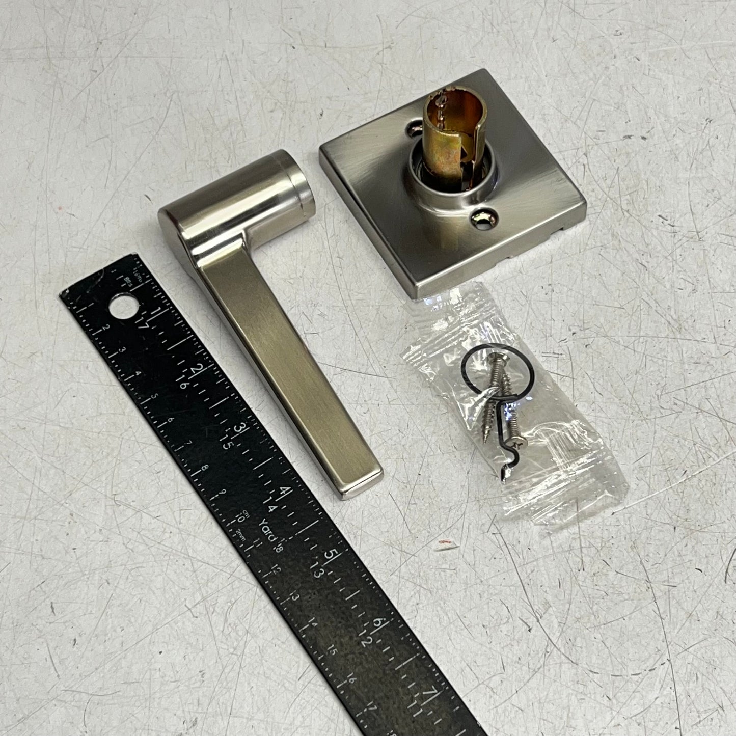 ZA@ KWIKSET Exterior Entry Door Handle Set Surface Mount Satin Nickel 9SL70000-052