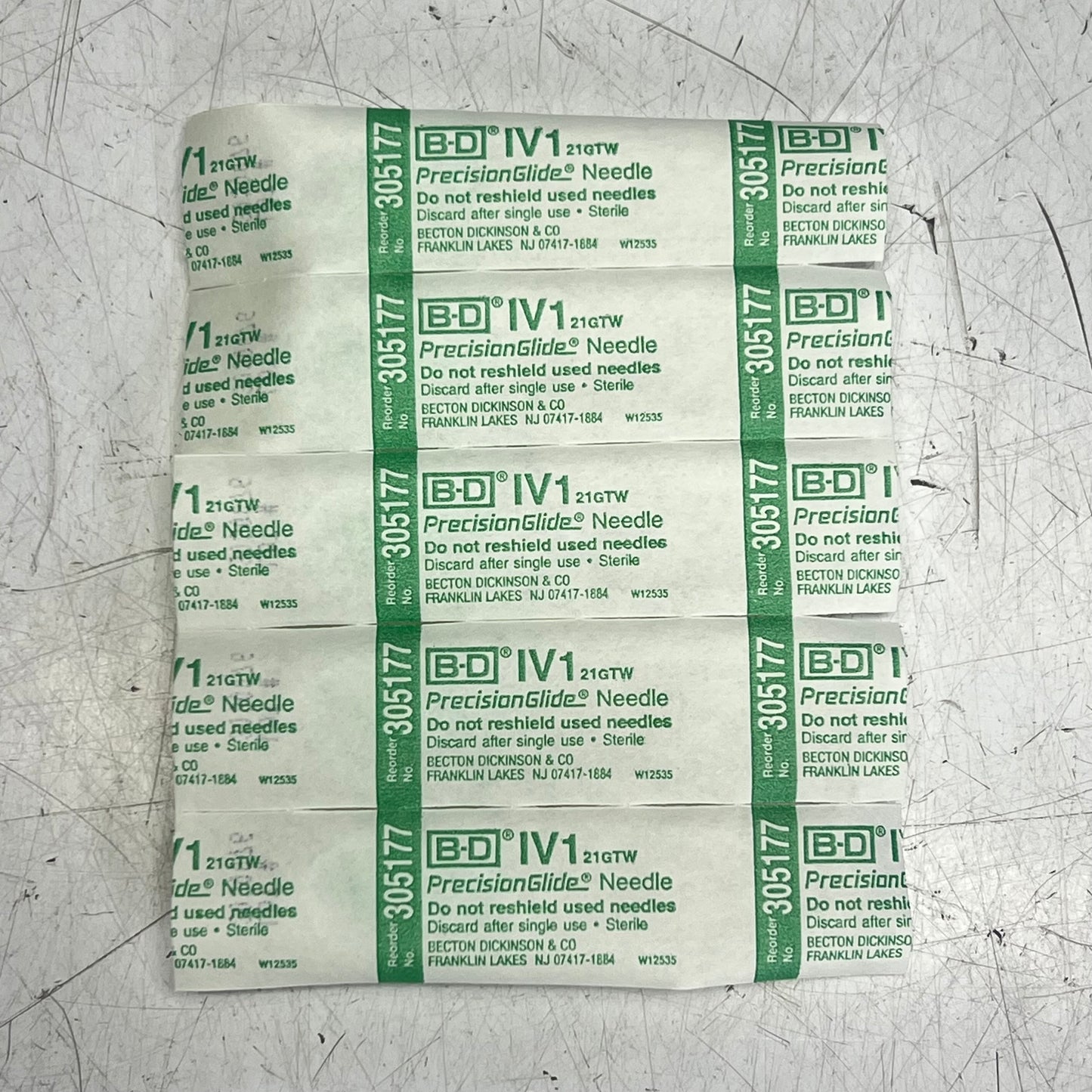 ZA@ BD  (11 PACK, 100 PACK) Precision Glide Needle  21G x 1 TW IV 0.8mm x 25mm Clear 305177