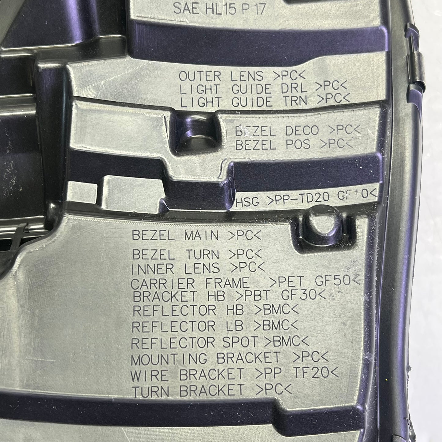 TESLA Genuine OEM RIGHT Headlight Assembly For 2027-2020 Tesla 1077372-00-L