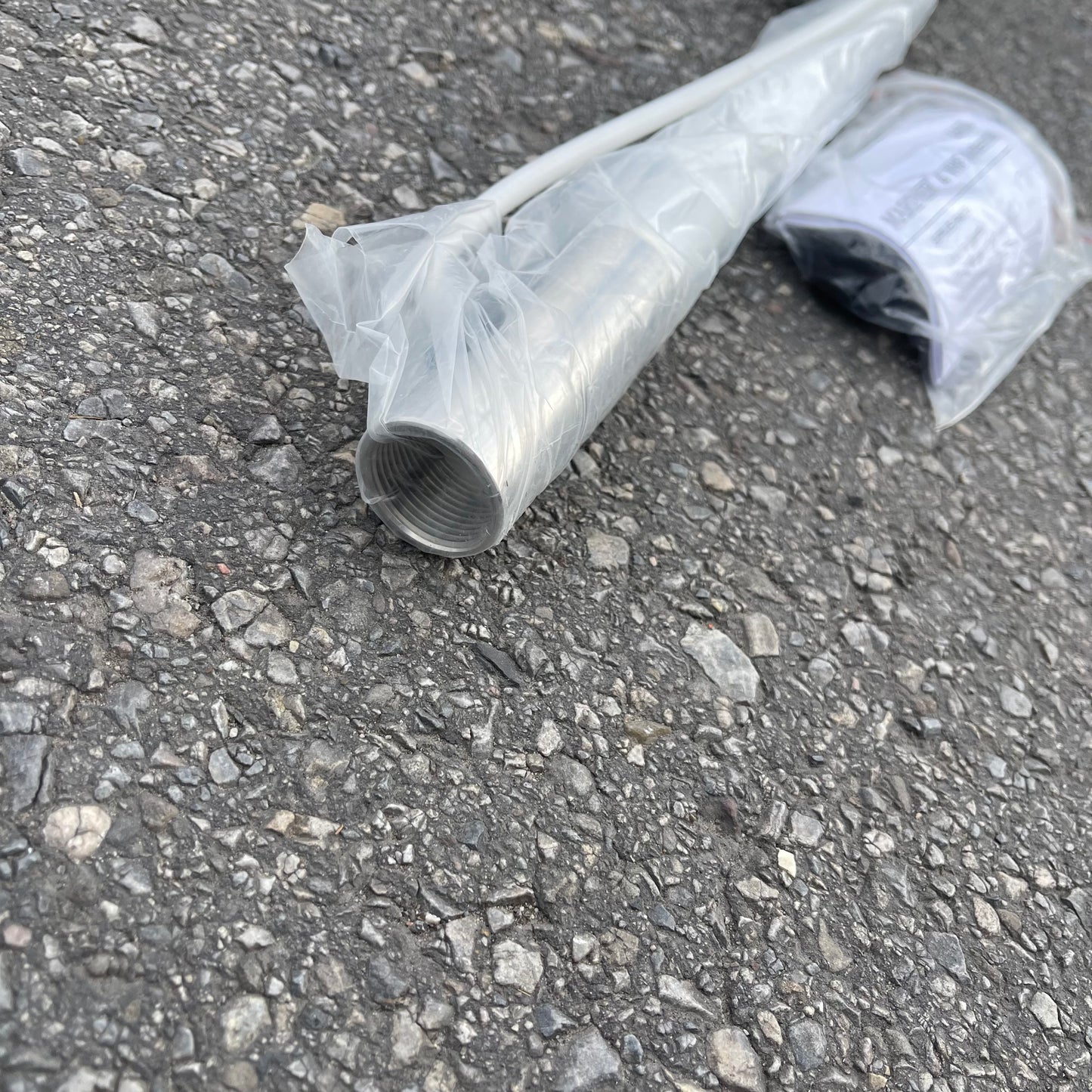 SHAKESPEARE 4600 Mariner VHF Antenna 4’ White 20769766