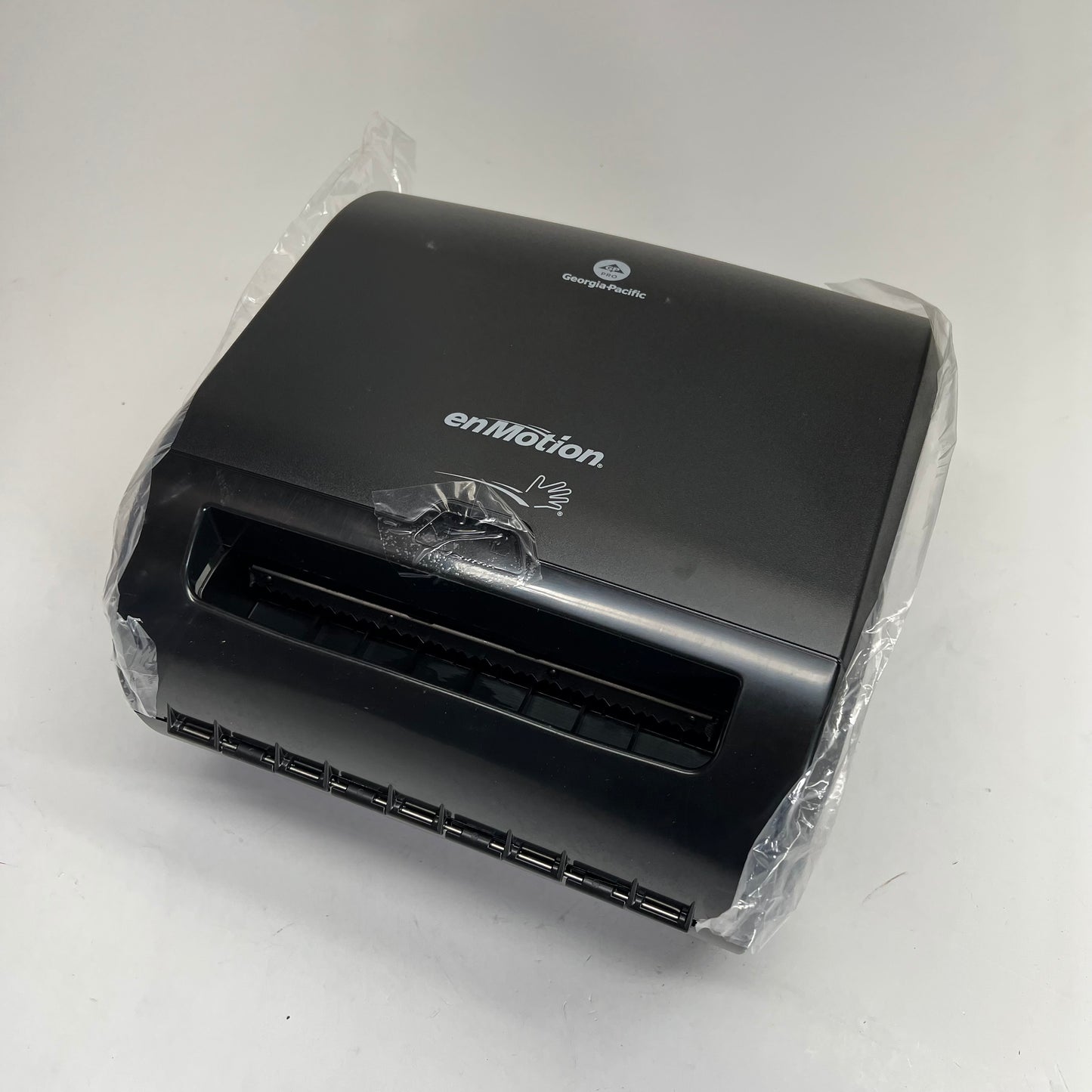 ENMOTION Impulse Automated Touchless Paper Towel Dispenser 8" 1 Roll 59498A
