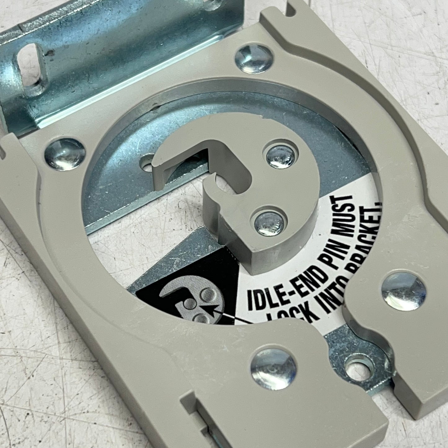 MECHO/5 Standard Bracket Roller Shade Chain Drive & Idle End UBCU-3036-DS-GR