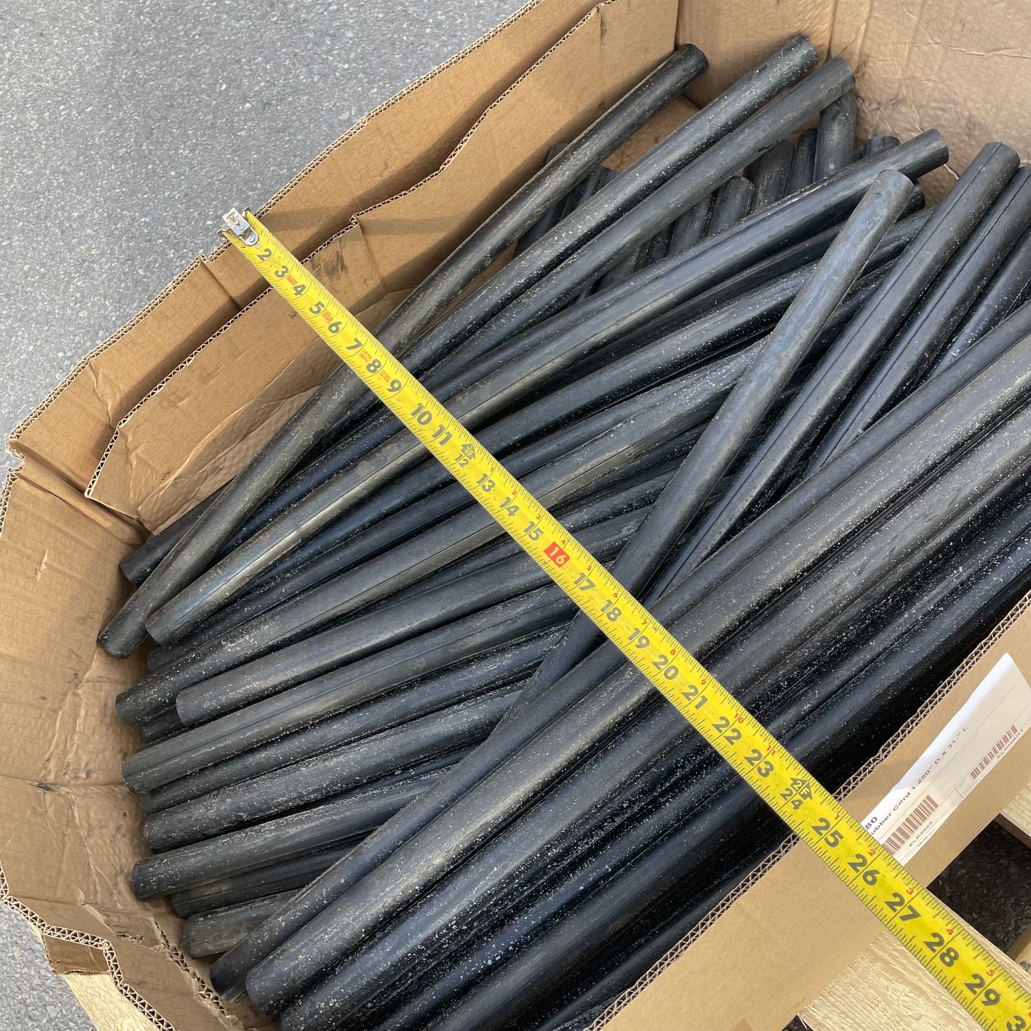 ZA@ Pallet of UNBRANDED Solid Core TA Rubber Cord 1.250" D X 31." L (AS-IS)