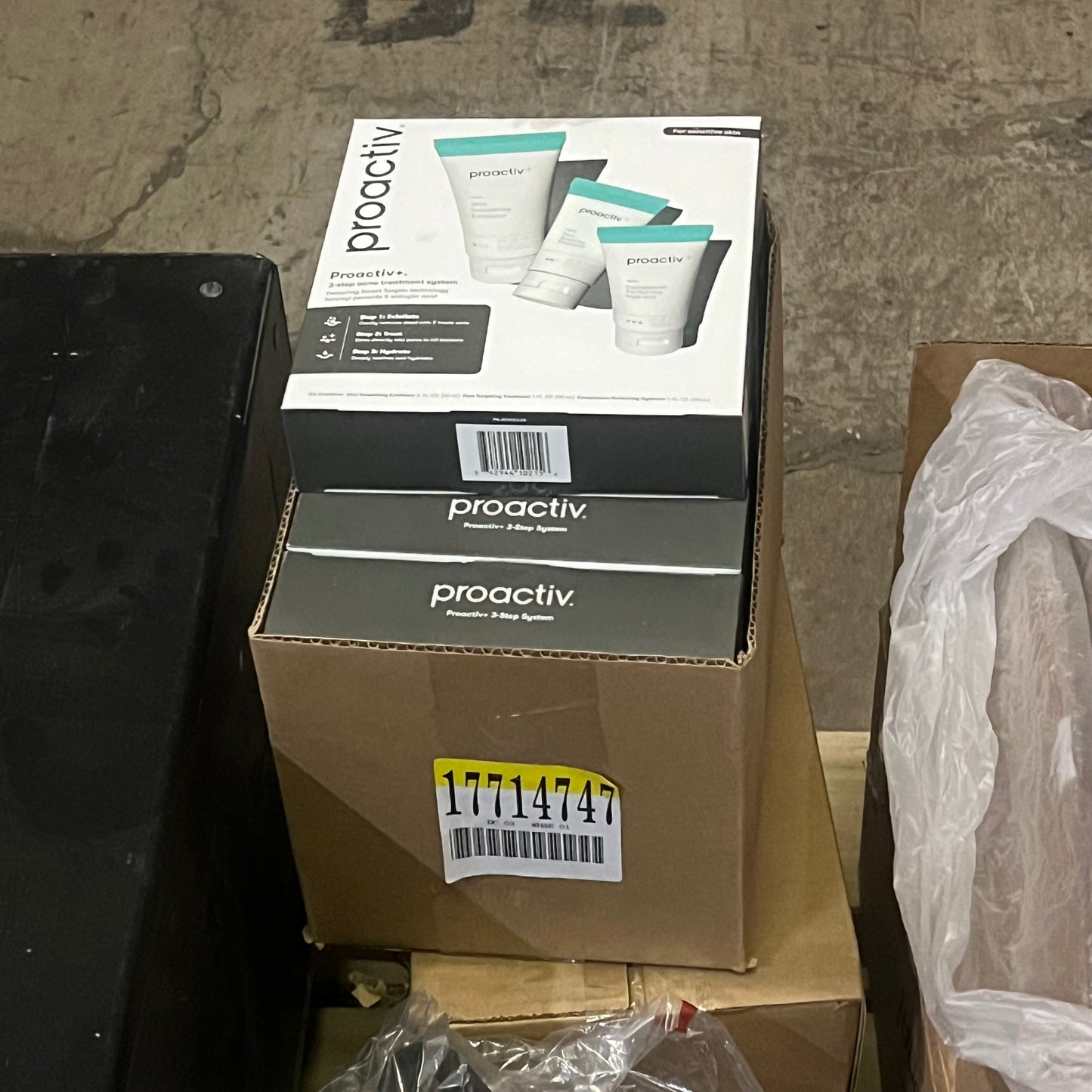 ZA@ Pallet of Work Sleeves, Skincare Set, Hardware, Mobile Server Hardcase & Vehicles