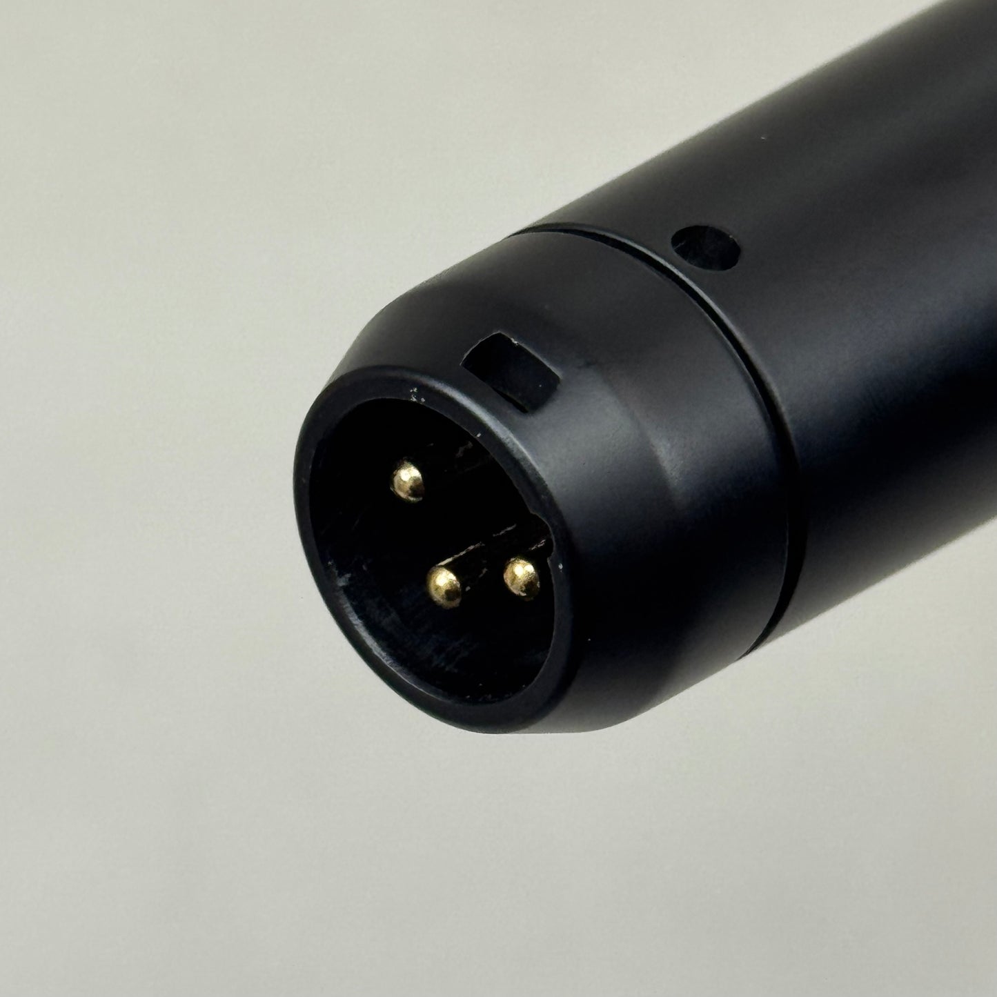 ELECTRO-VOICE Dynamic Supercardioid Vocal Microphone Black ND76