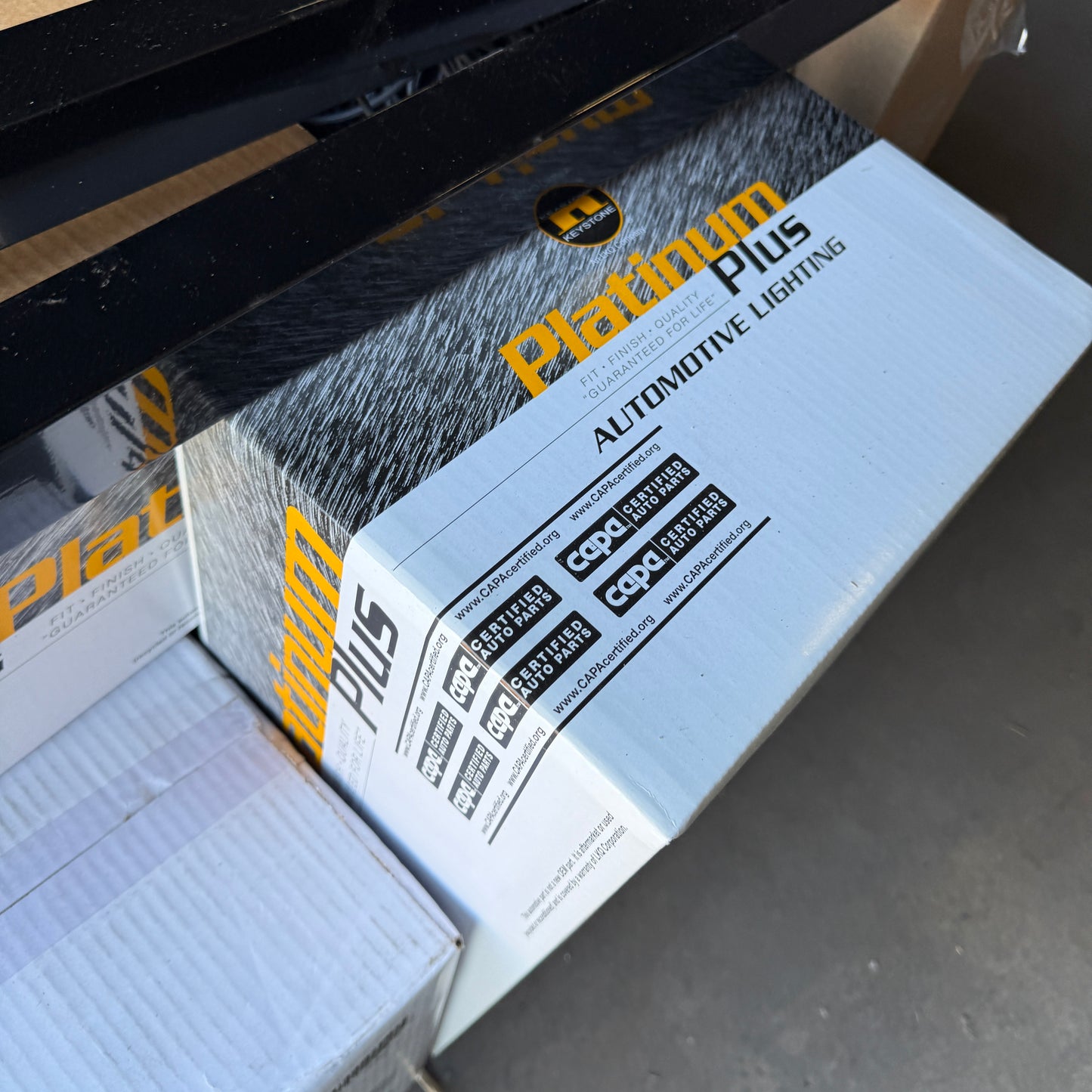 ZA@ Pallet of MIXED Rubber Trim, Currency Straps, Toilet Seat Covers, Automotive, Lighting, Honda Genuine Parts, Sink, Toner, Marking Paint,Syrup & MORE! (AS-IS)