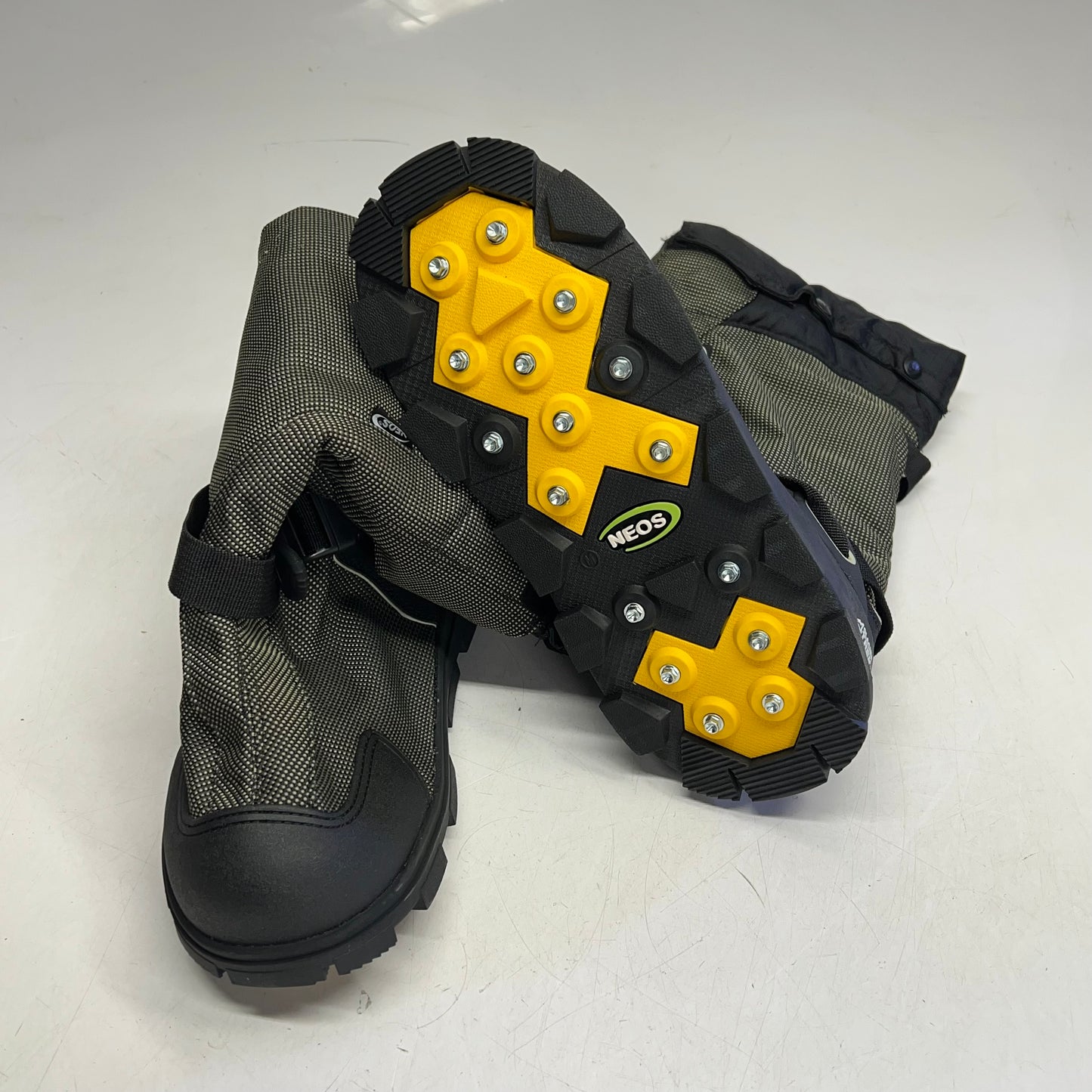 NEOS Navigator Glacier Trek SPK Insulated Overshoe  M Sz 7.5-9 W Sz 9-10.5 GreeN