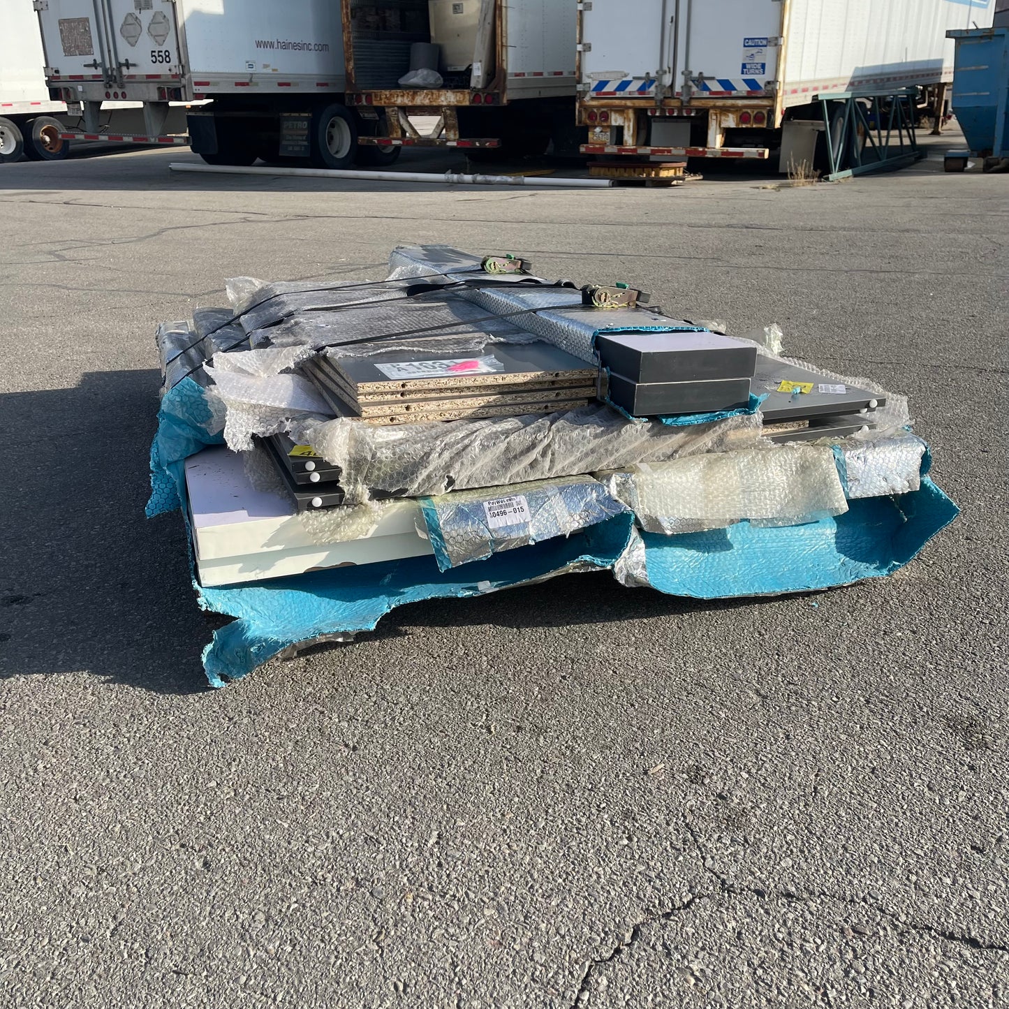 ZA@ Pallet of MIXED Disassembled Table Dark Grey (AS-IS)