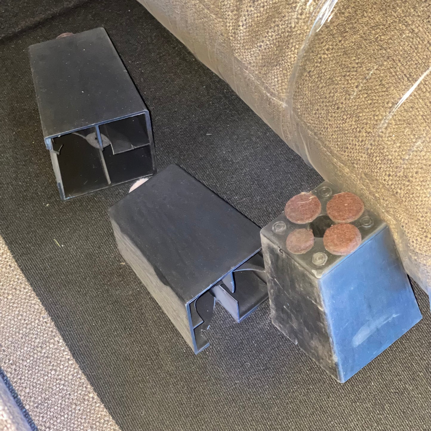 ZA@ Pallet of MIXED Sectional Couch 85” Grey (AS-IS)