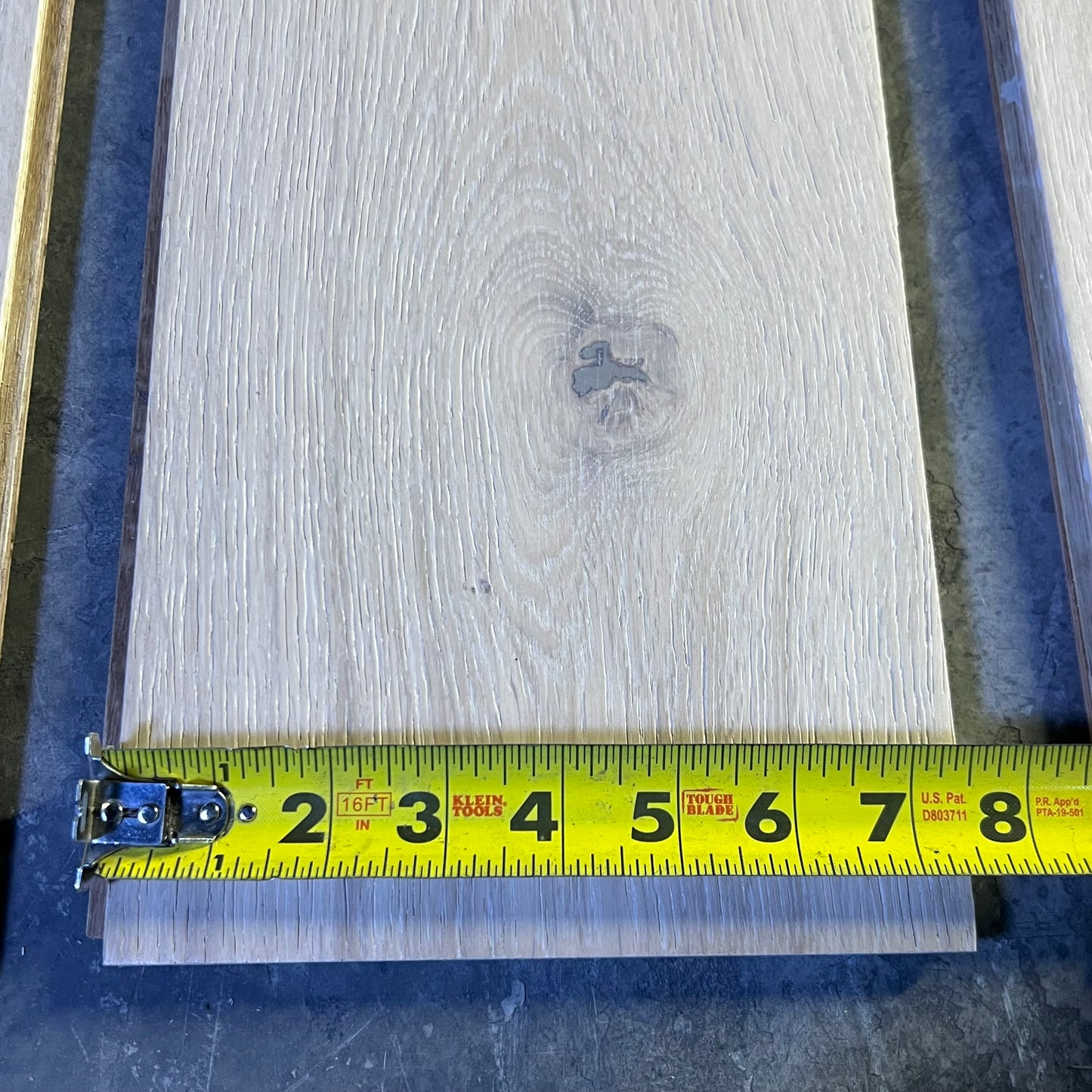 LEGACY COLLECTION (8 Pieces) Prefinished Engineered Plank 23.3 Sqft/case, Oak 154190082