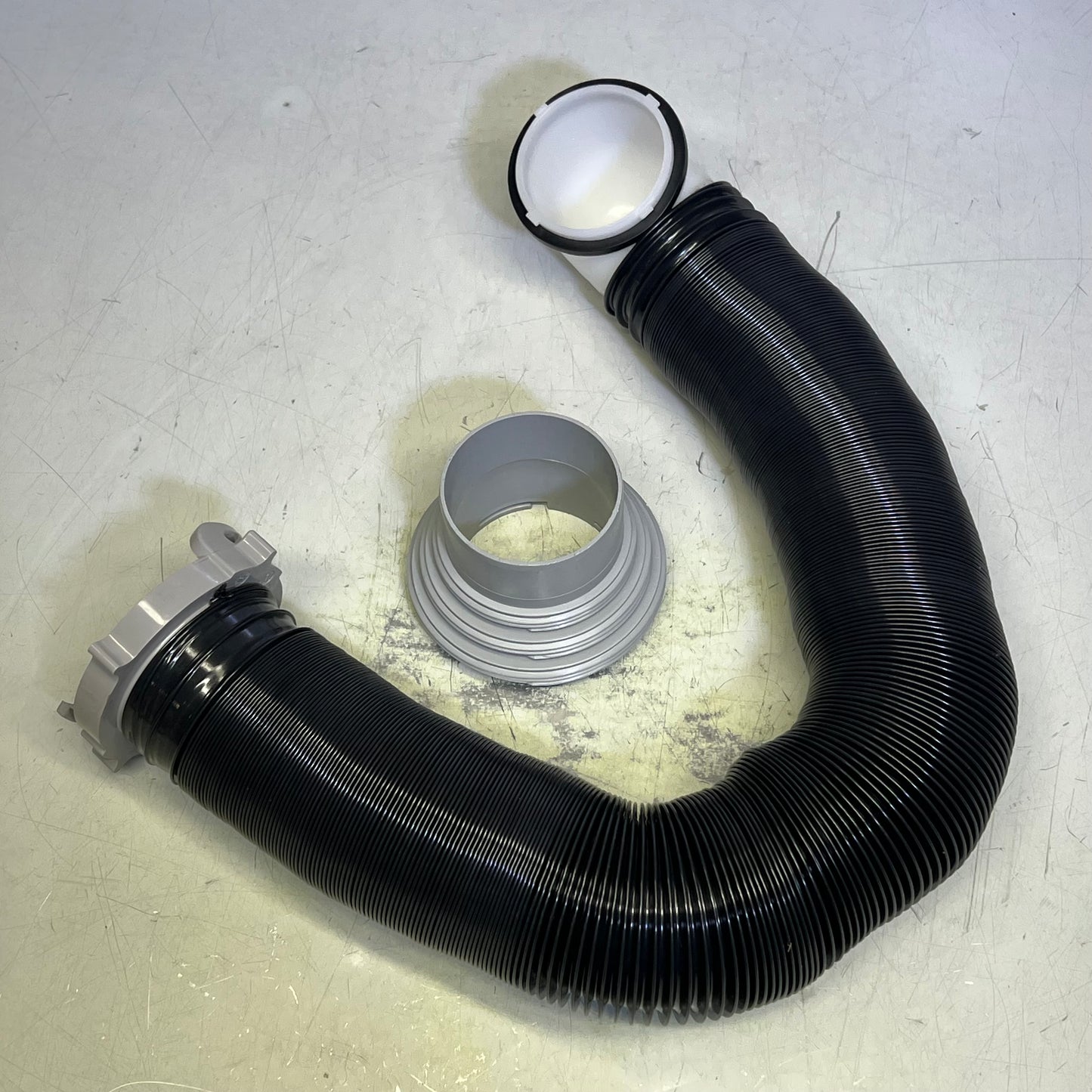 CAMCO Hassle Free Ready To Use Sewer Hose Kit 4-In-1 Adapter 10' Black 39551