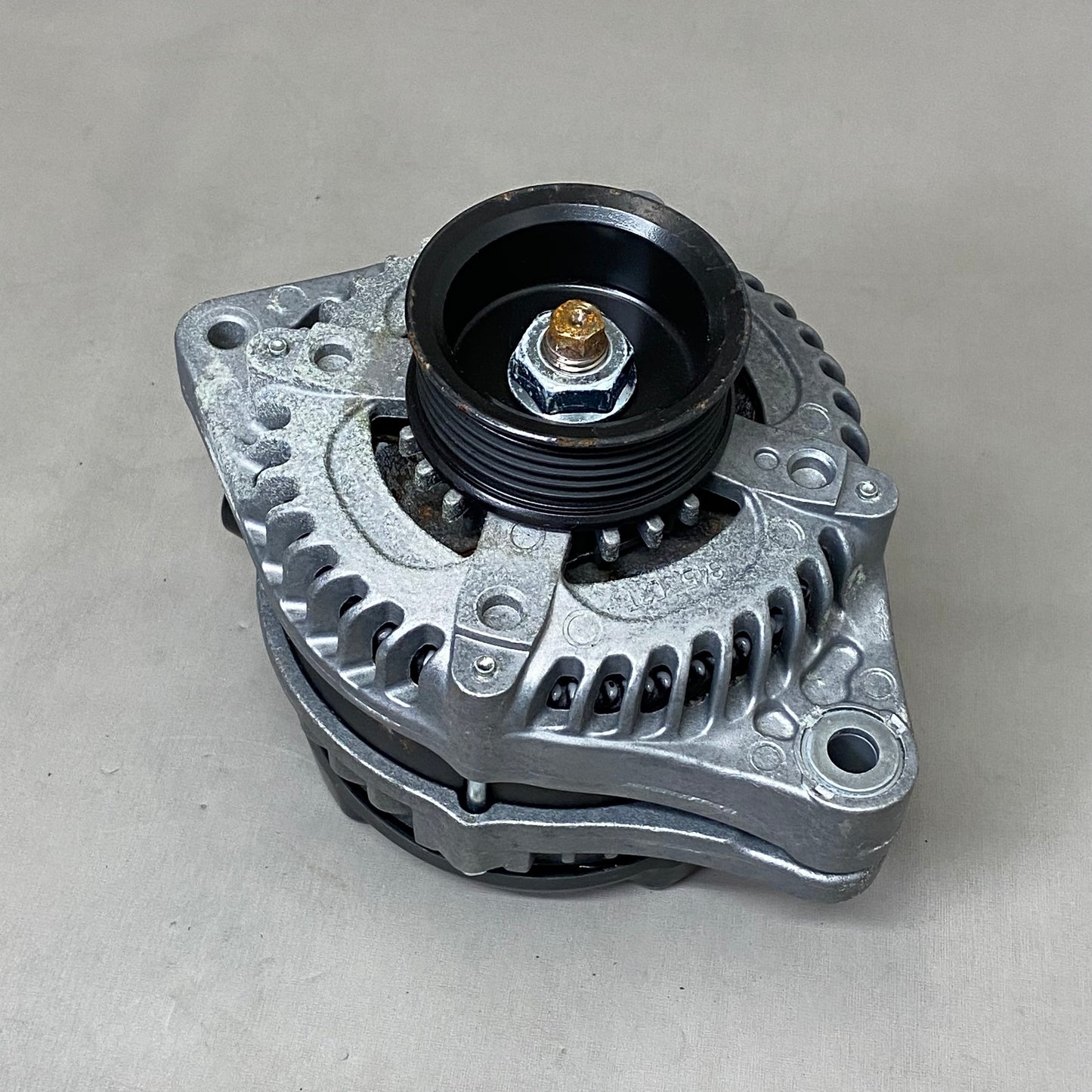 DENSO Alternator Replacement For Bosch, Wilson, Lester 210-0580