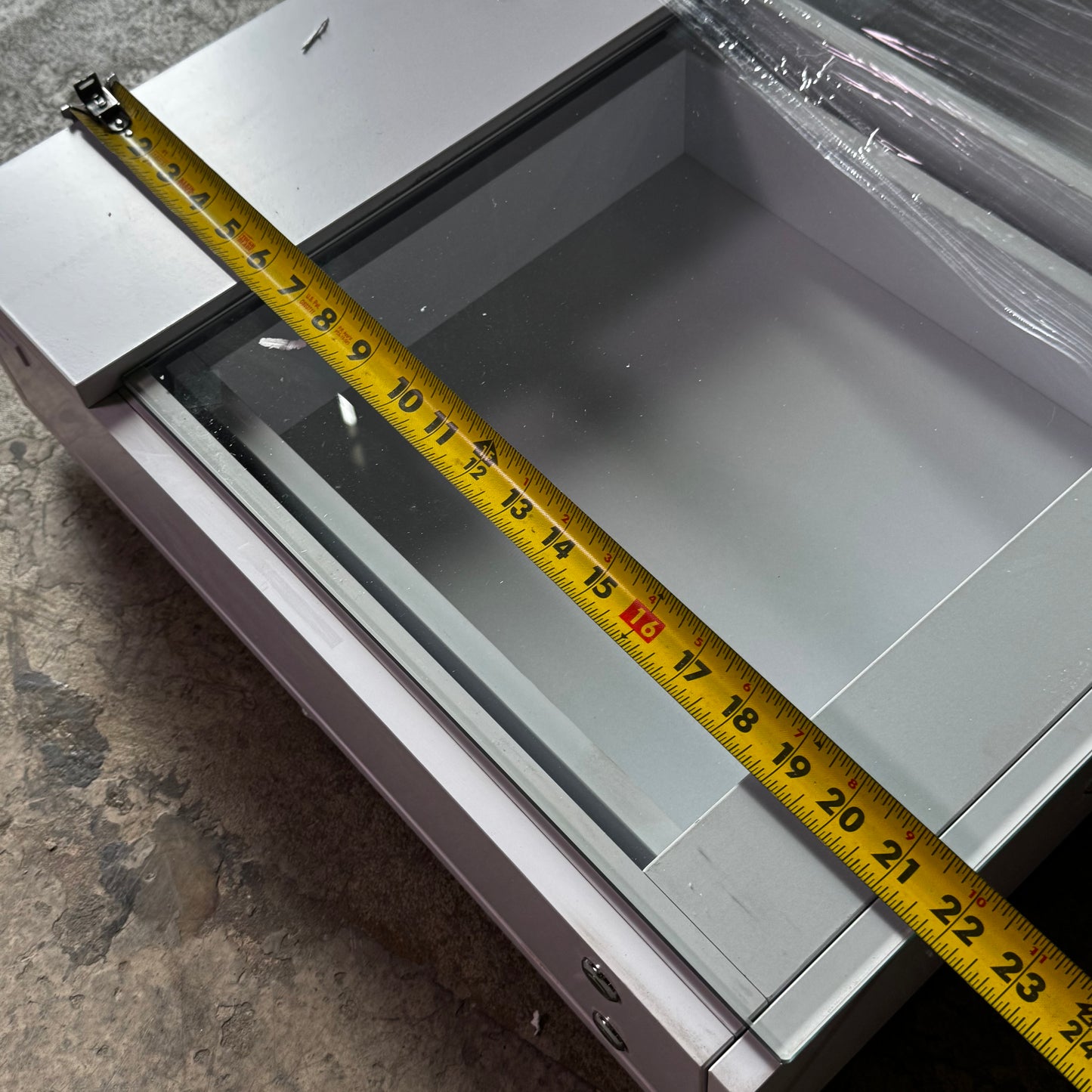 VANITTI Makeup Vanity Desk With 13 Storage Drawers 60"L x 21.66"W x 31.9"H White VNT-EVA-C01-WHT-02 (New Other, Minor Damage)