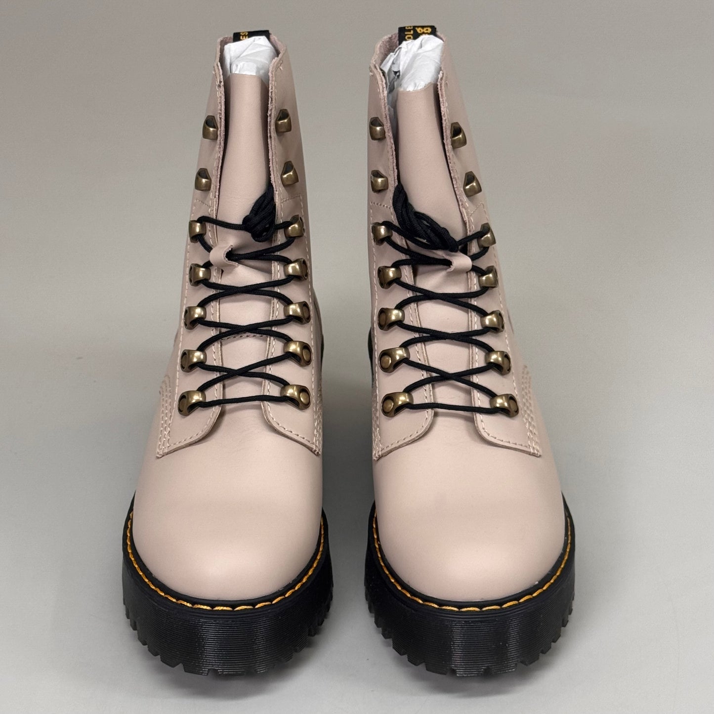 DR MARTENS Leona Sendal 8 Eye Lace Up Leather Heeled Boots W SZ 9 Vintage Taupe