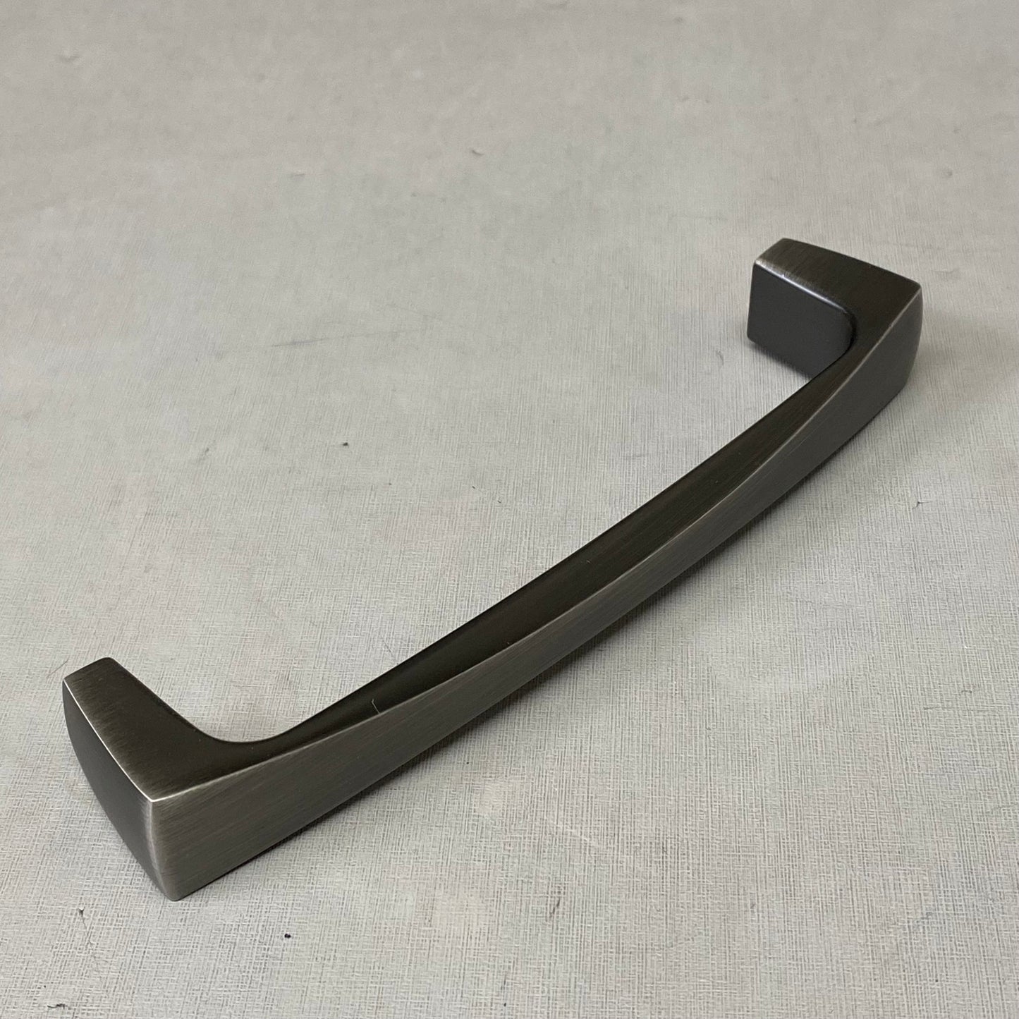 BERENSON (10 PK) Cabinet Pull Handle 6-5/16" New (Distressed Box) Chrome 2315-1BPN-P