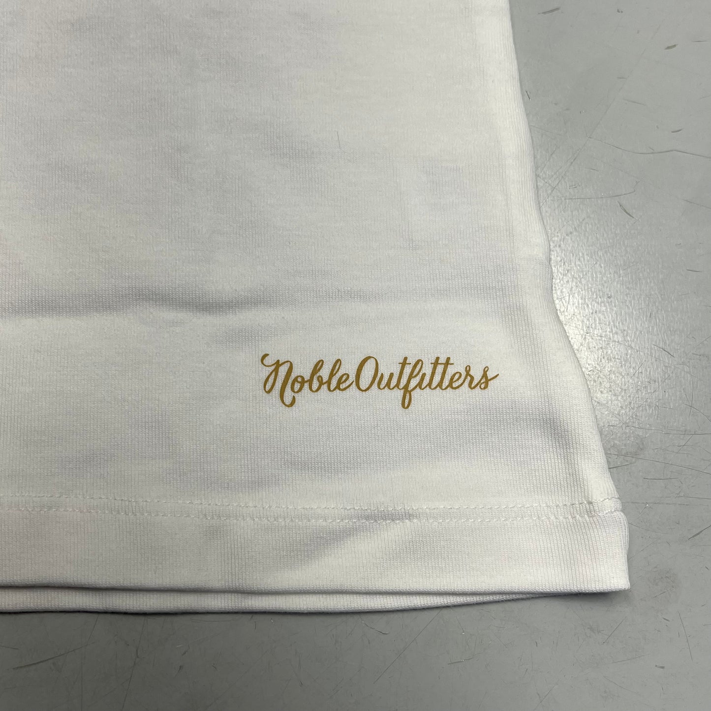 ZA@ NOBLE OUTFITTERS Tug-Free V-Neck Short Sleeve Shirt Women's Sz 2XL White 22528W