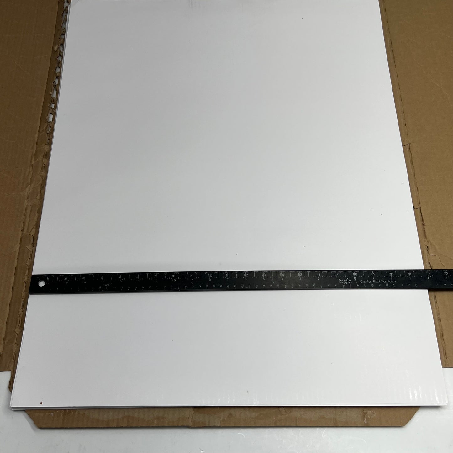 ZA@ UCREATE (50 Sheets) Poster Board Sz 22" x 28", White PCAR13841 (New Other, Distressed Box)