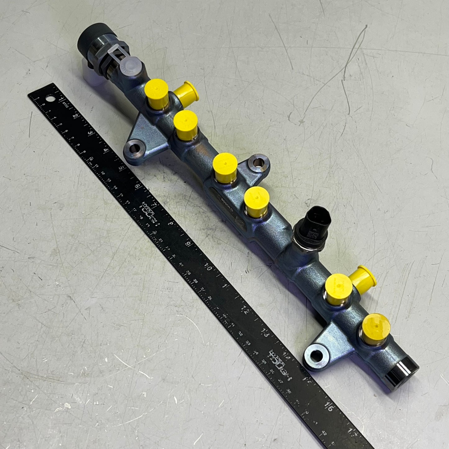 CUMMINS Fuel Rail Distributor Part For Ram 2500 & 3500 6.7L 5348915