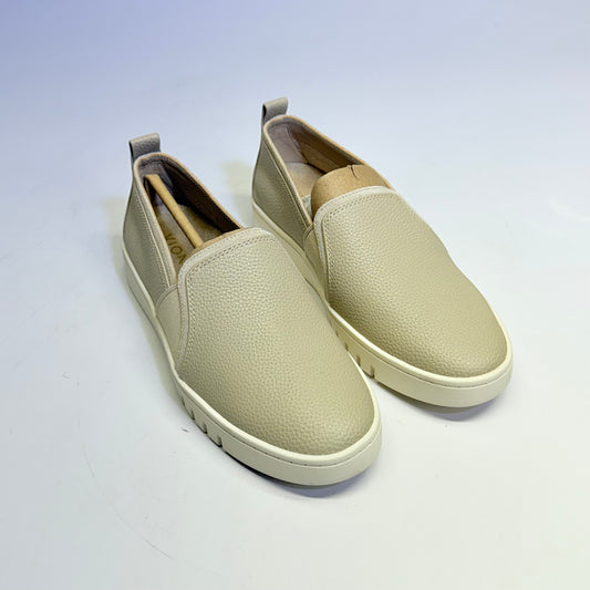 VIONIC Cambria Slip On Sneaker Leather Vio Motion Sz 6M Oatmel New