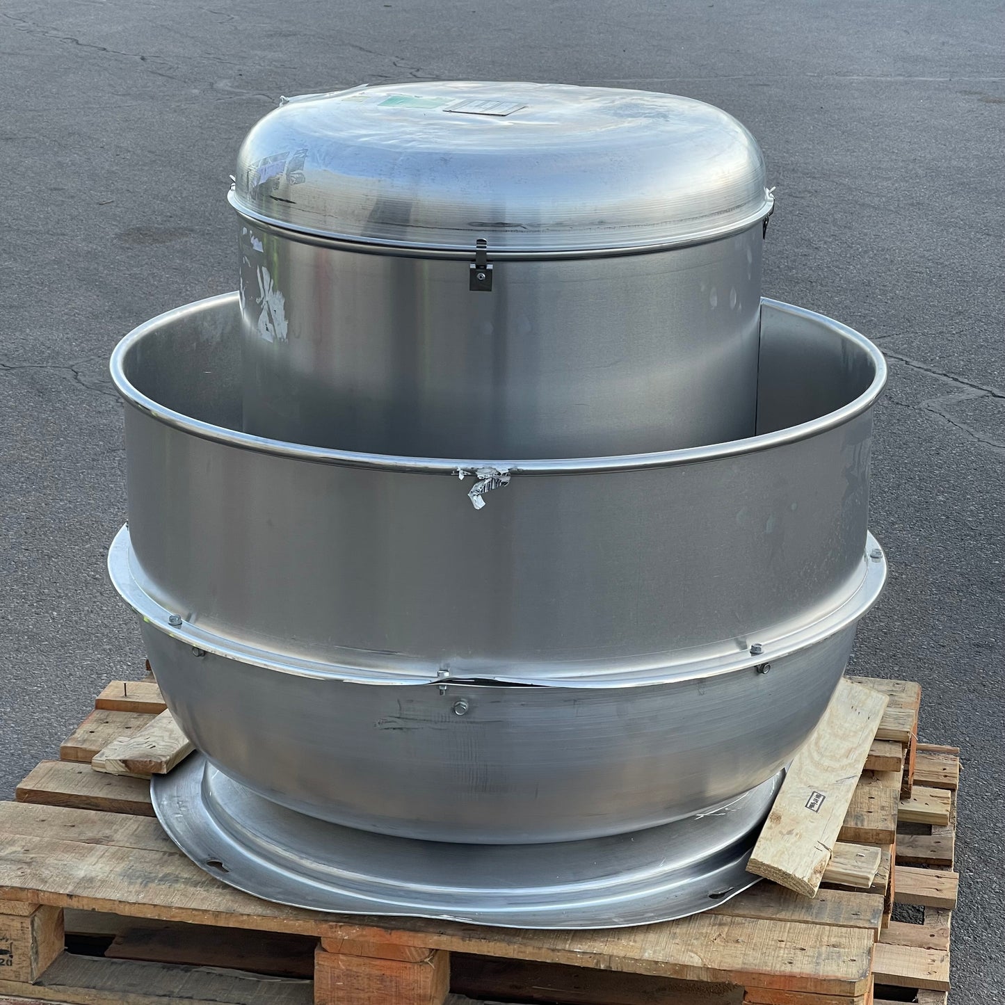 LOREN COOK Direct Drive Exhaust Fan 18" 3/4 HP 115 Volt 1 Phase 180W11D180ACW (New, Dented Top)