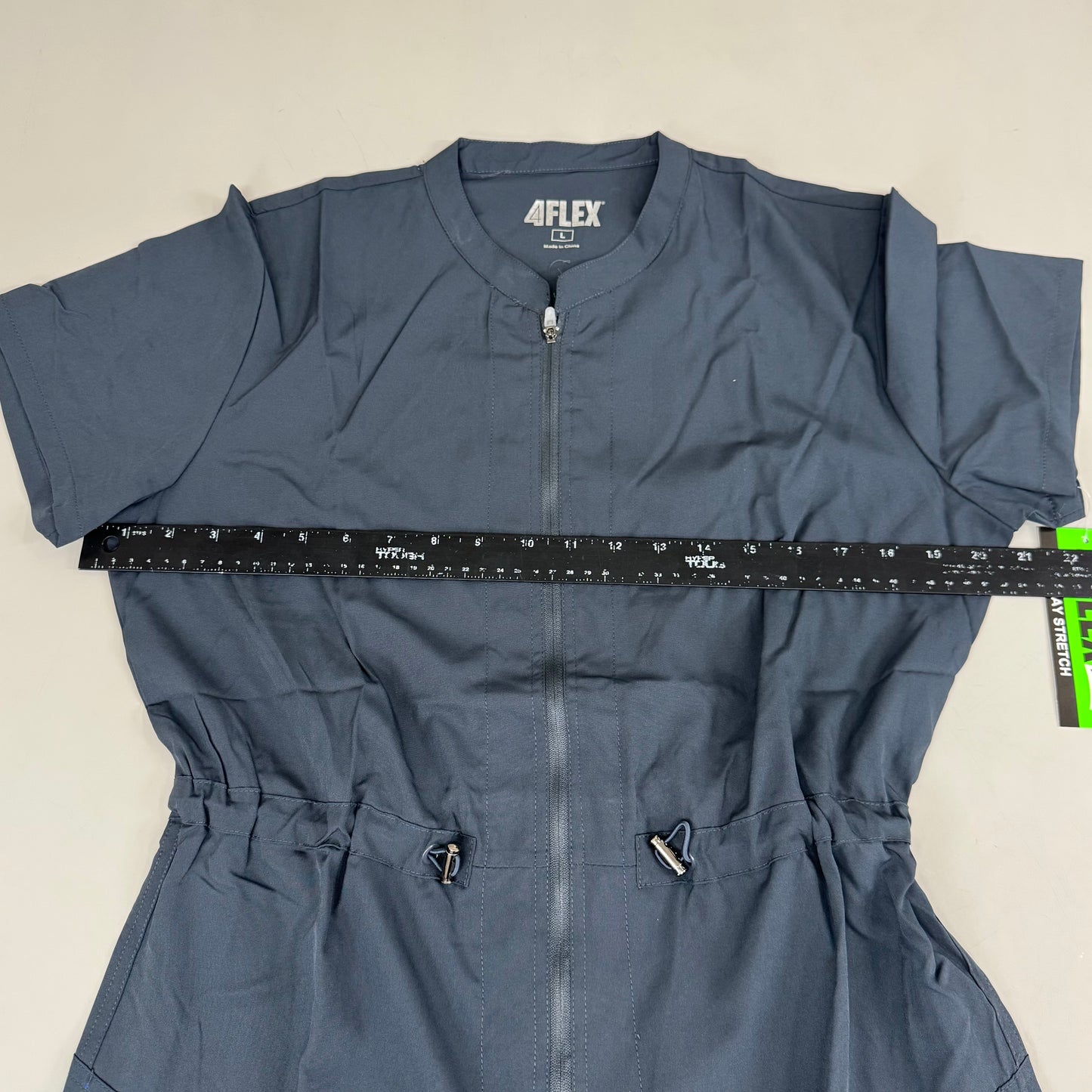 GREEN TOWN 4 Flex Scrubs Jumpsuit Cinch In Waist Women's Sz L Pewter GFX-023AST