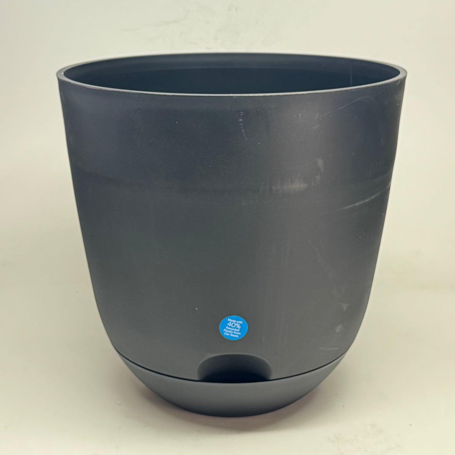 ROOM ESSENTIALS 20" Black Self Watering Planter 084156365