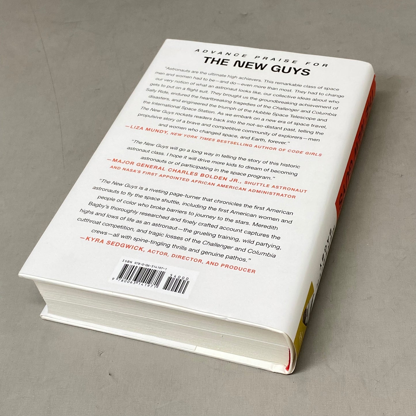 WILLIAM MORROW Meredith Bagby; The New Guys: The Historic Class Of Astronauts (As Is-Used Good)528 Pages