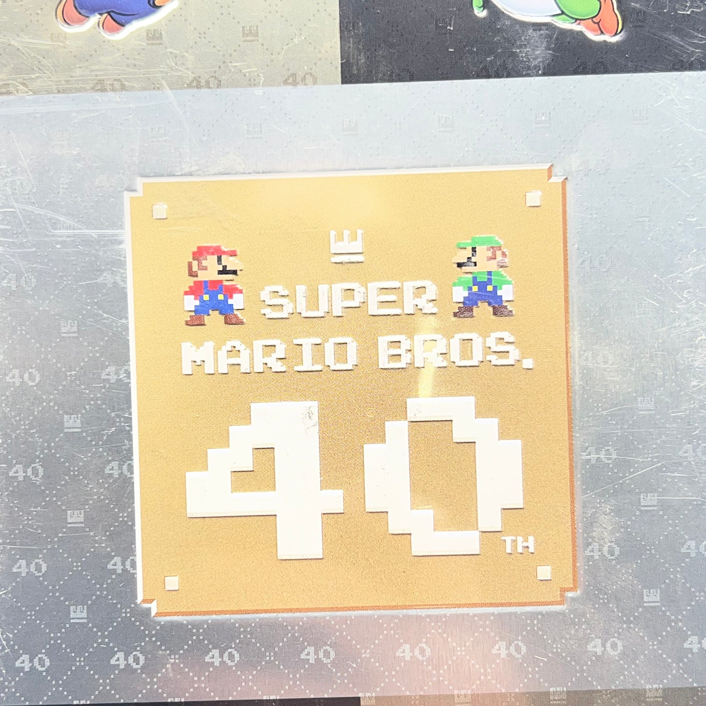 ZA@ NINTENDO Super Mario Bros 40th Collectable Game Case 7"x4" Multicolor (As-Is)
