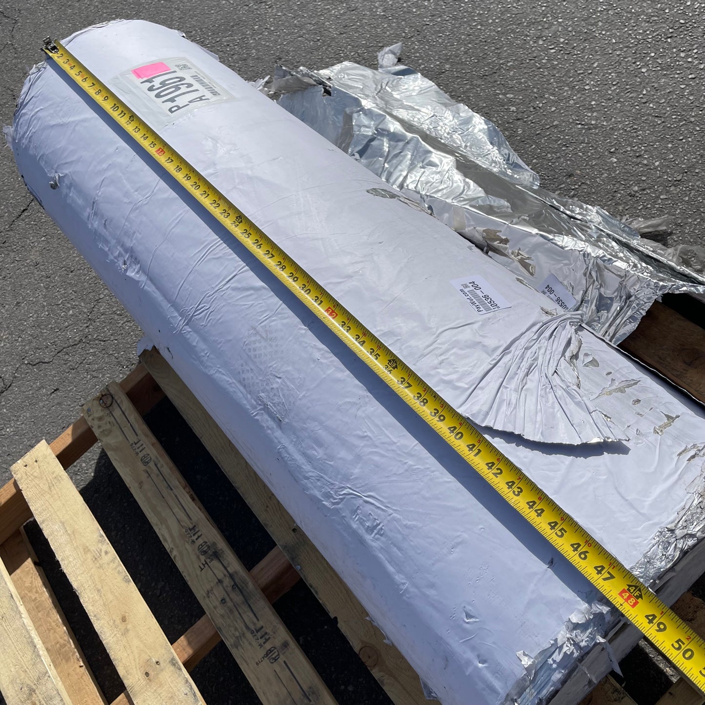 ZA@ Pallet of MIXED Large White Back Aluminum/tin Foil Roll 48” (AS-IS)