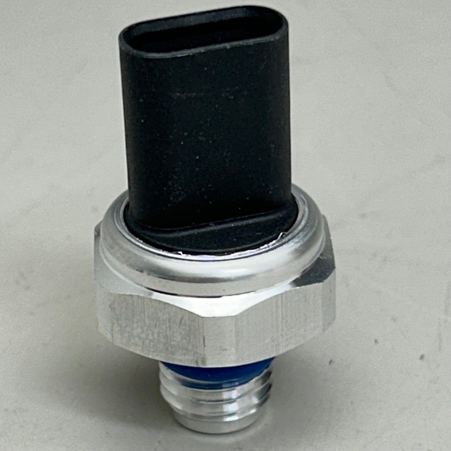 CARQUEST Oil Pressure Sensor For Buick & Cadillac SBC1538