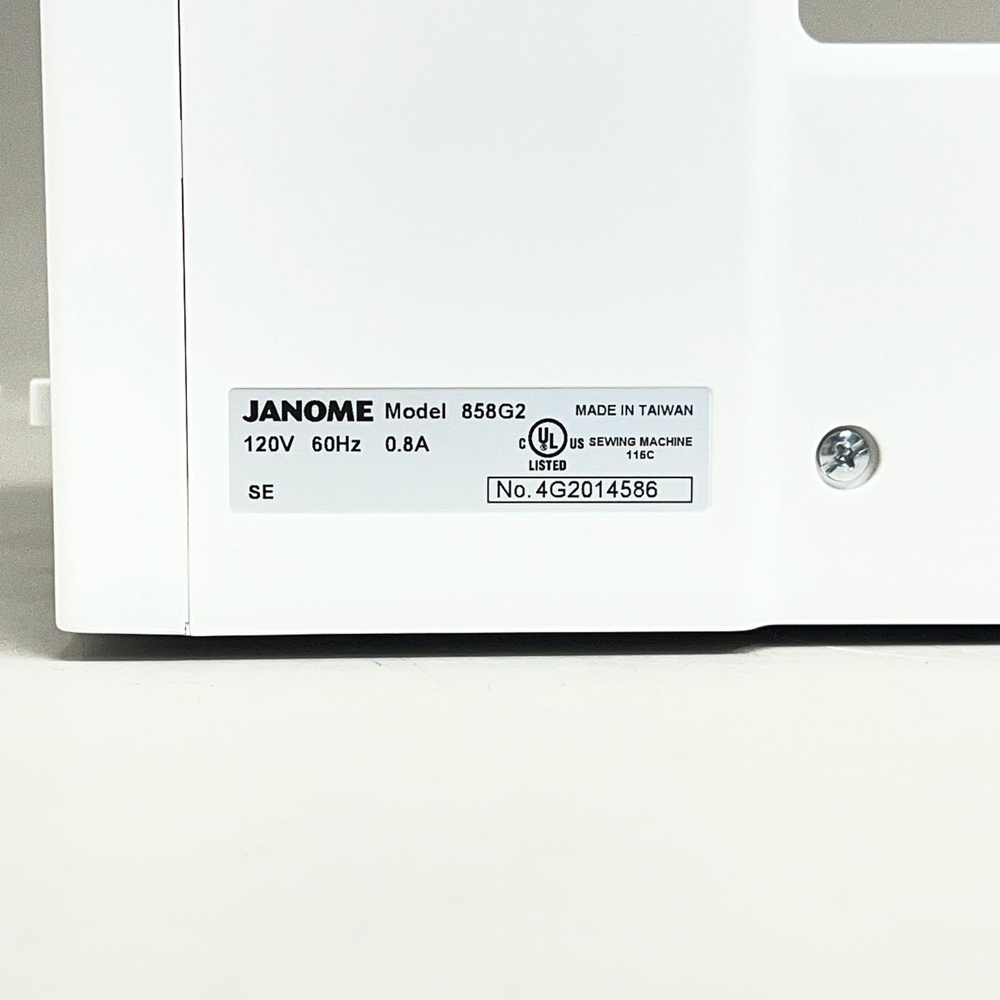 JANOME Memory Craft 8200QCP Special Edition Sewing Machine White