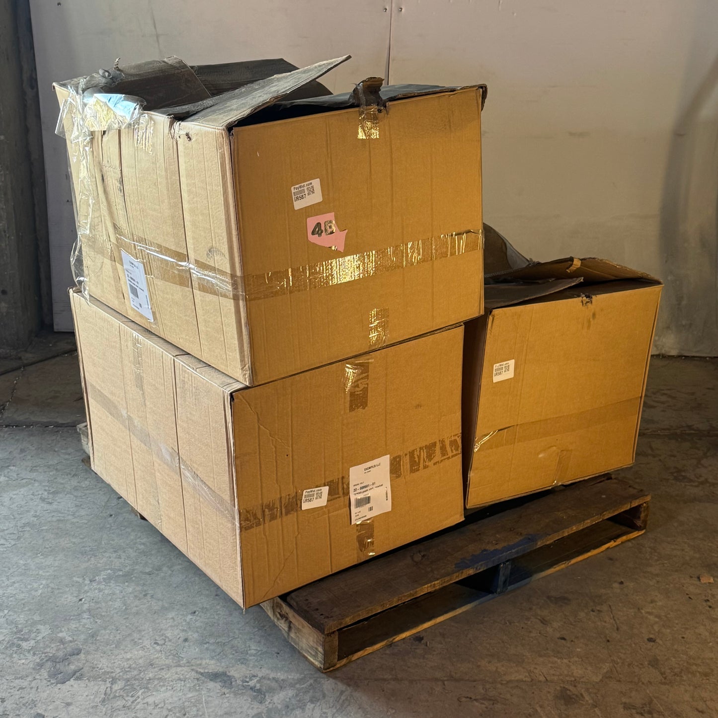 ZA@ Pallet of EXEMPLIS LLC. GEMINA (12 Chairs) Plastic Shell, Snowball 22-009501-01 (New Other, Distressed Box)