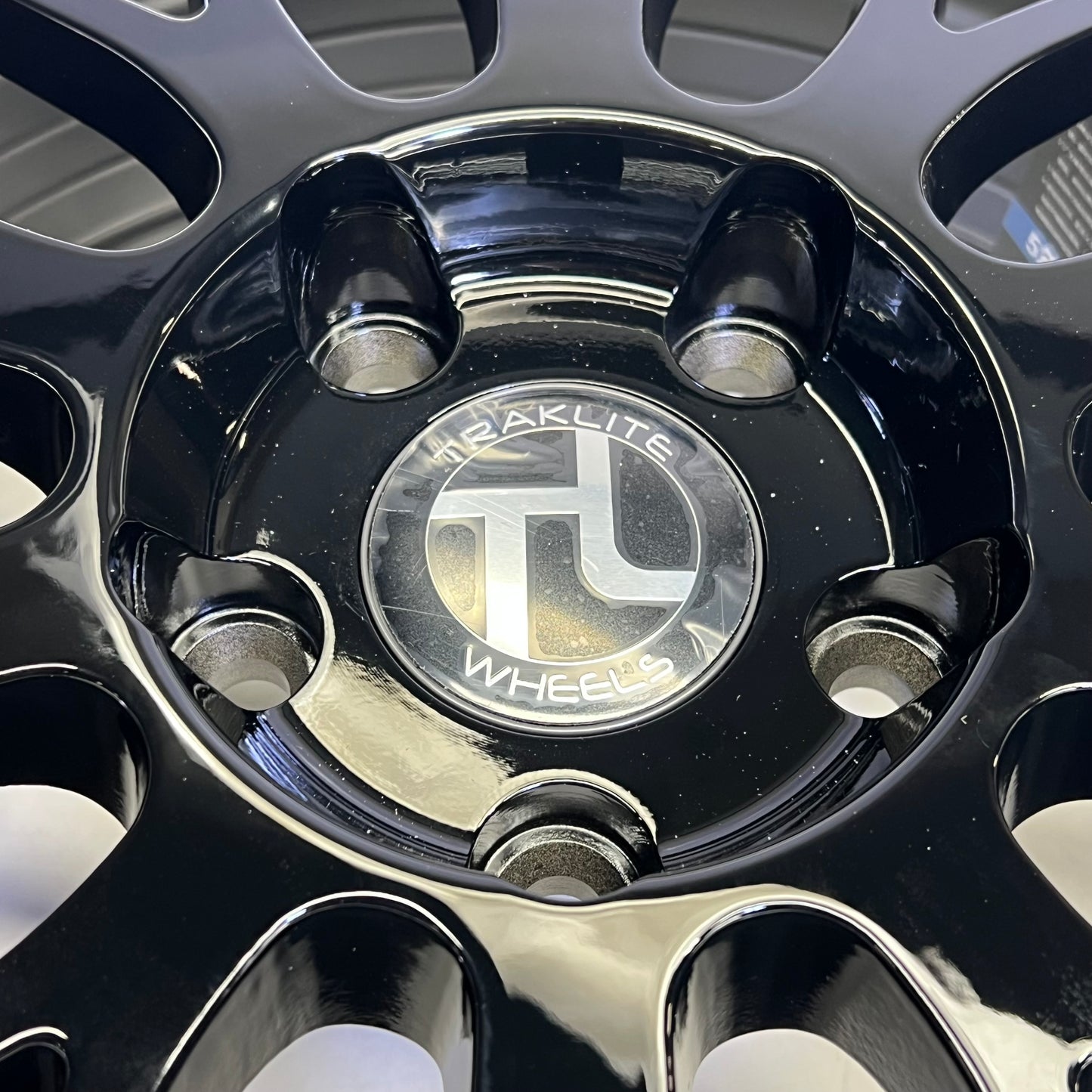 TRAKLITE Aftermarket Aluminum Alloy Wheel 18"x8.5"-5x114.3mm Glossy Black 506-2