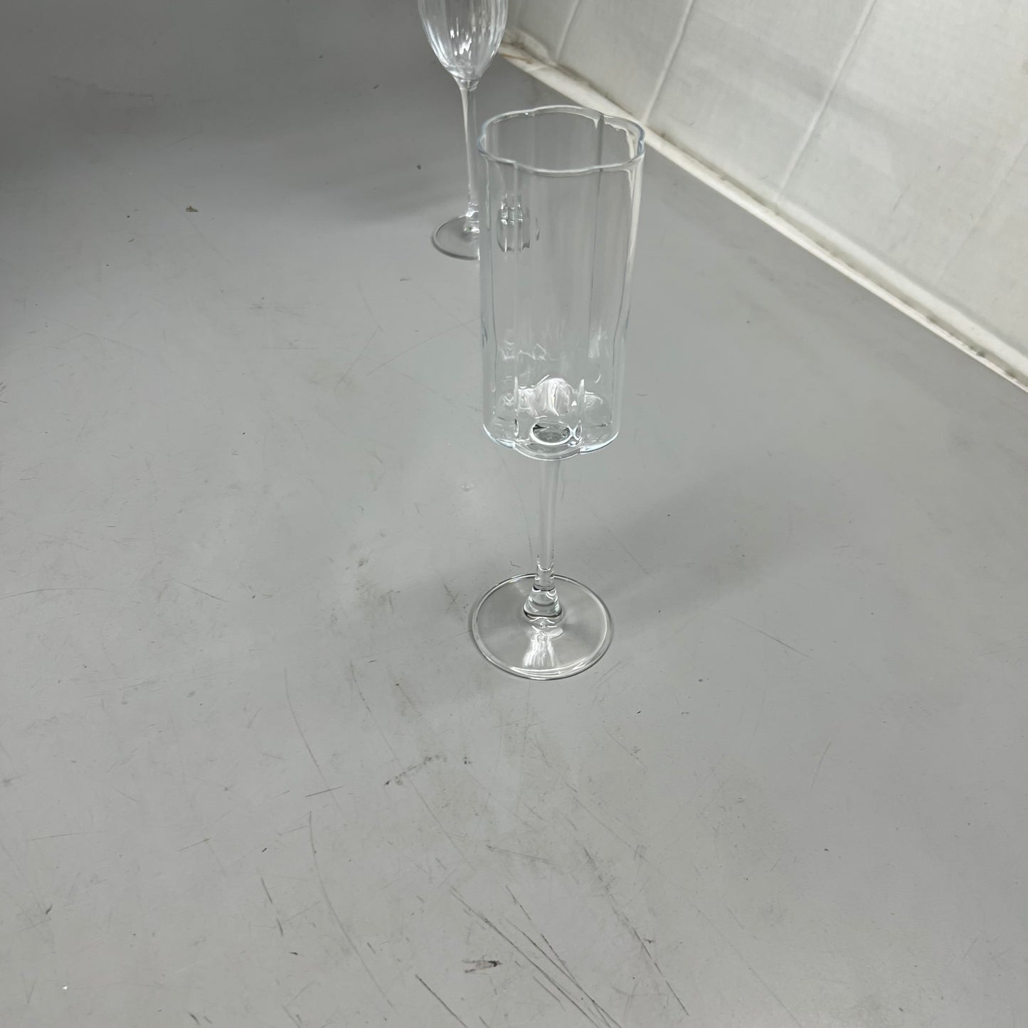 ZA@ PAYWUT Assorted Cutlery, Wine Glasses, and Commercial Dishwasher Rack