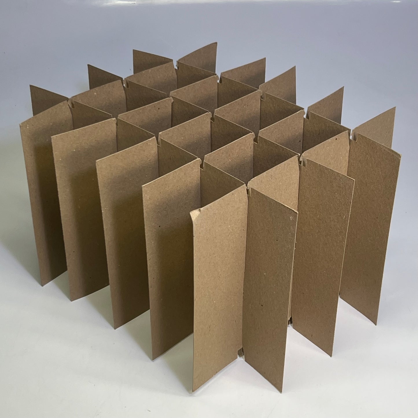 ZA@ Pallet of 24-Compartment Cardboard Dividers