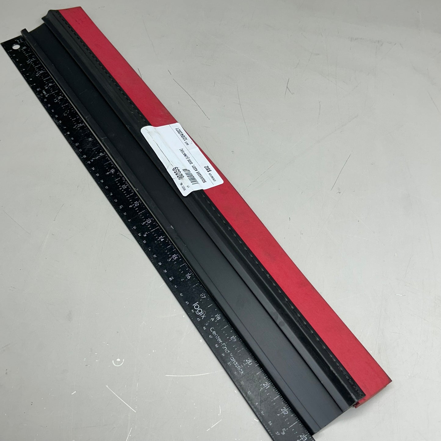 LINATEX Side Assy Squeegee Tennant Replacement 23" Red/Black 86859 (New Other-Shelf Wear)