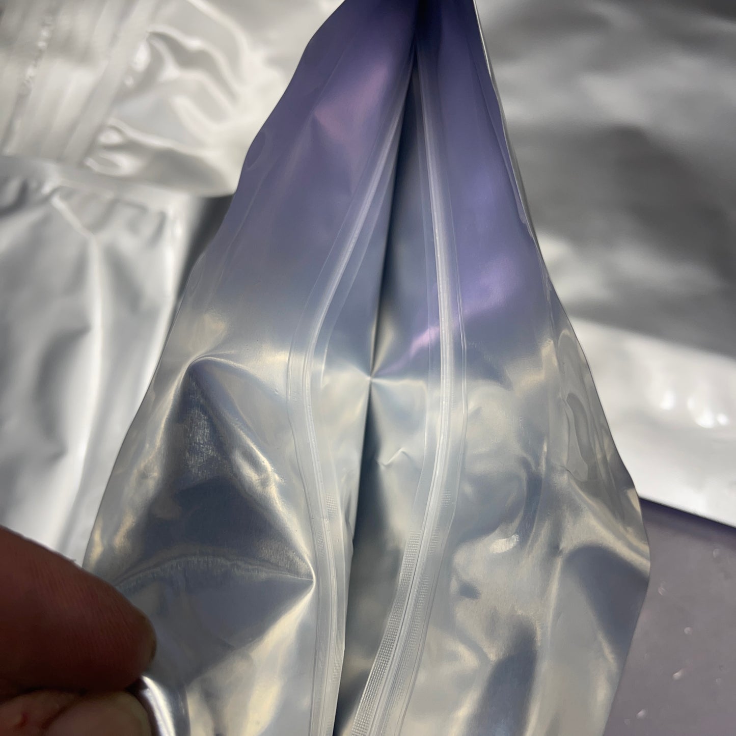 ZA@ 20 PACK! (2 Sizes: 10 of Each) Silver Foil Food Sealing Bags w/ Moisture Packs Sz 20”Wx30”L & 13”Wx18”L