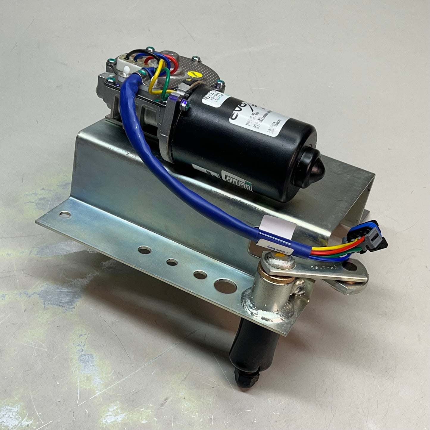 SPAGUE KENWORTH  Windshield Wiper Motor & Bracket E-108-016 53-66434V001