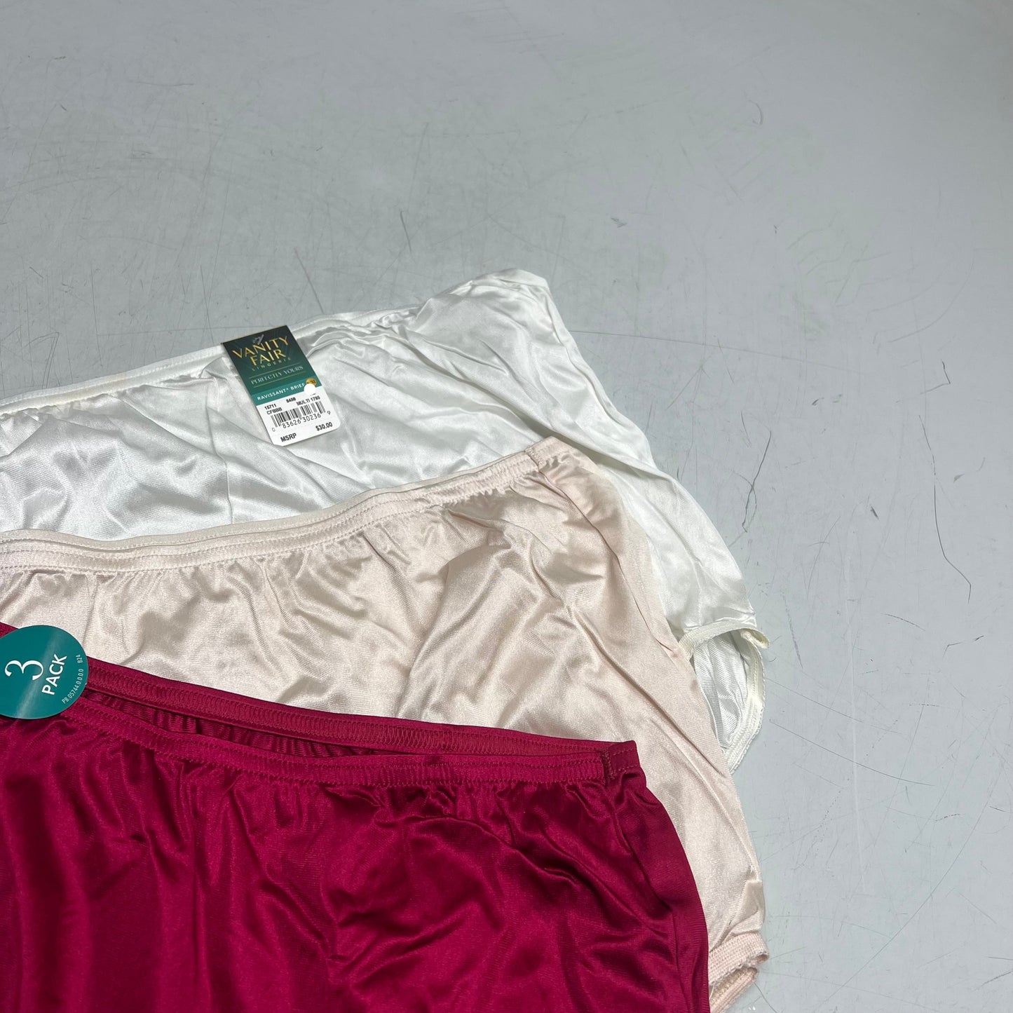 ZA@ VANITY FAIR Lot of Lingerie Perfectly Yours Ravissant Brief Women's Sz 5XL Cherry/Creme/White 15711