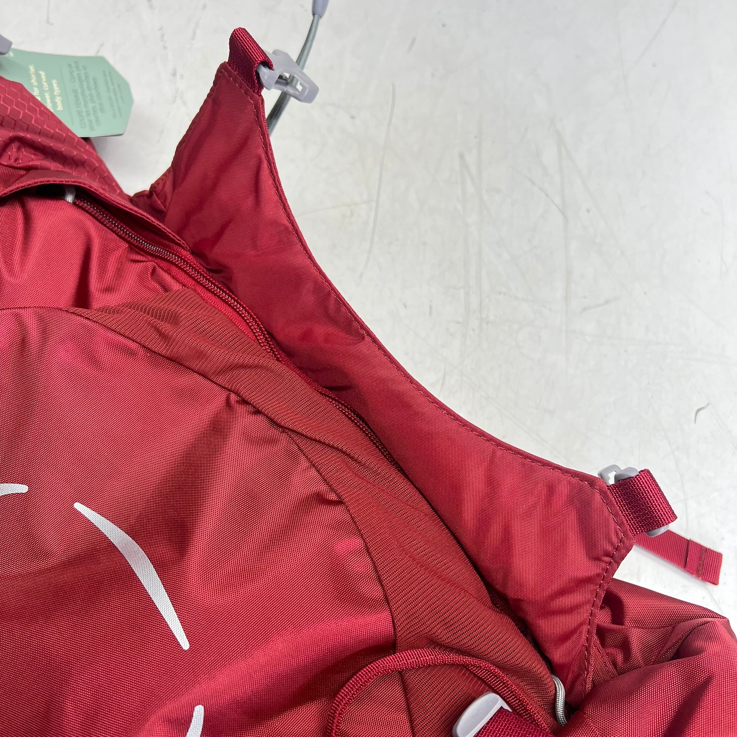 OSPREY Ariel 55L Pack Custom Fit Women's Sz L Torso Adjust Claret Red 10002887