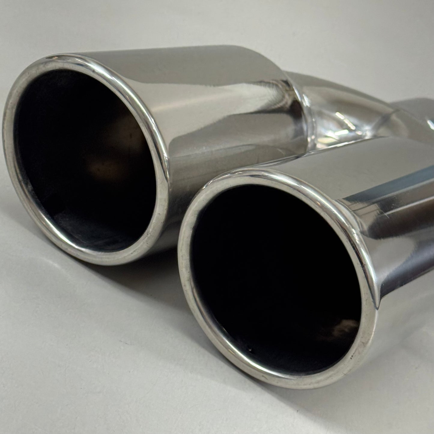 STREET STYLE  Polished Stainless Dual Exhaust Tip 12"Lx7.5"W SS026S