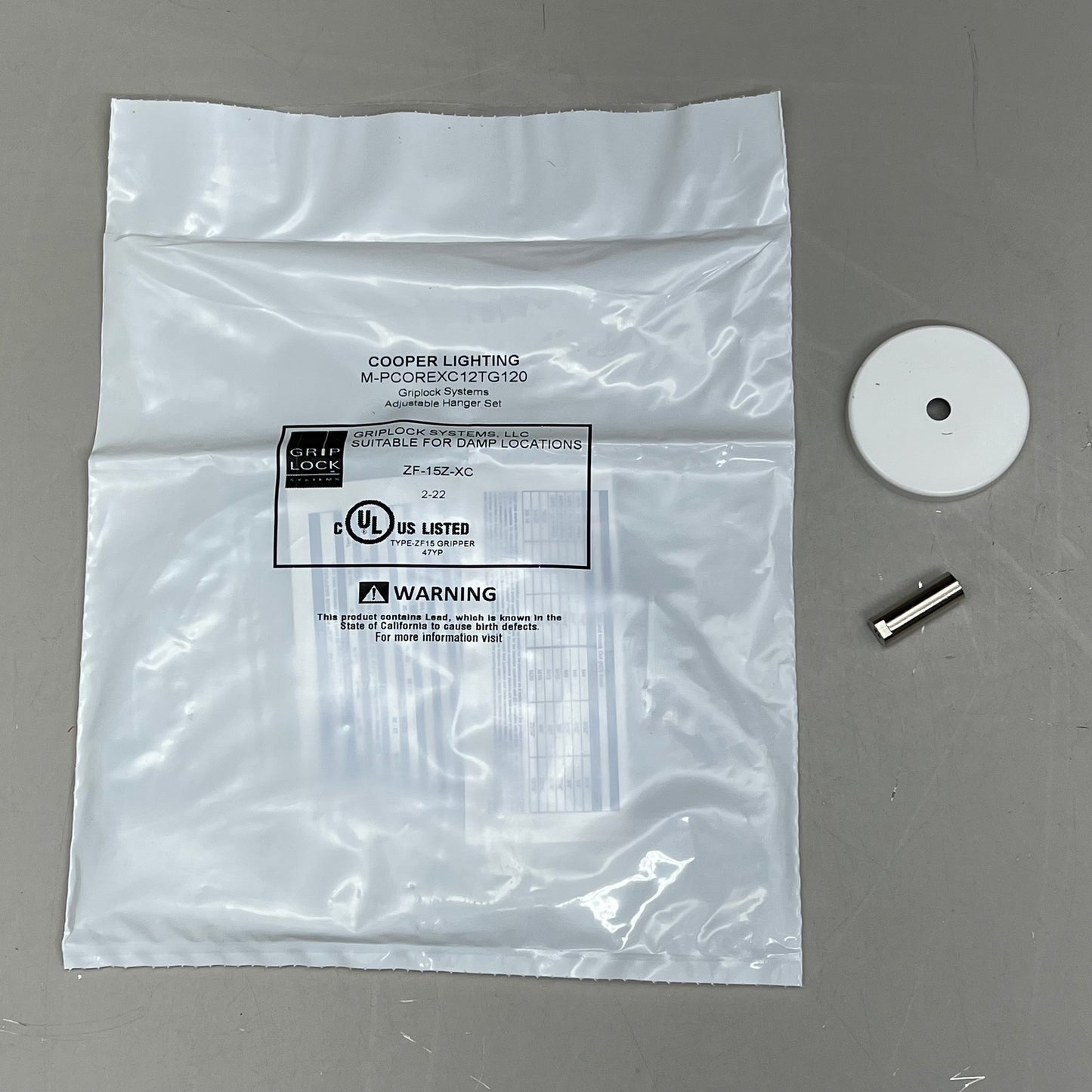 COOPER LIGHTING Hardware Kit A120-JB-01C Molded White SO 220236646-30