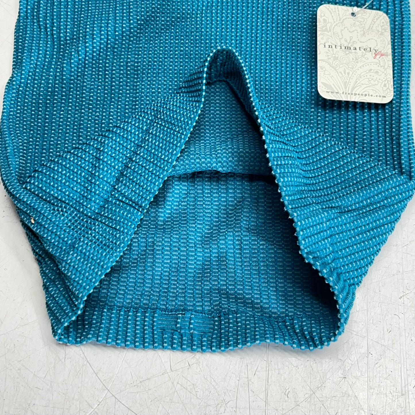 FREE PEOPLE Clean Slate Seamless Tank Women's Sz L-XL Bayside Carpenter 105898563