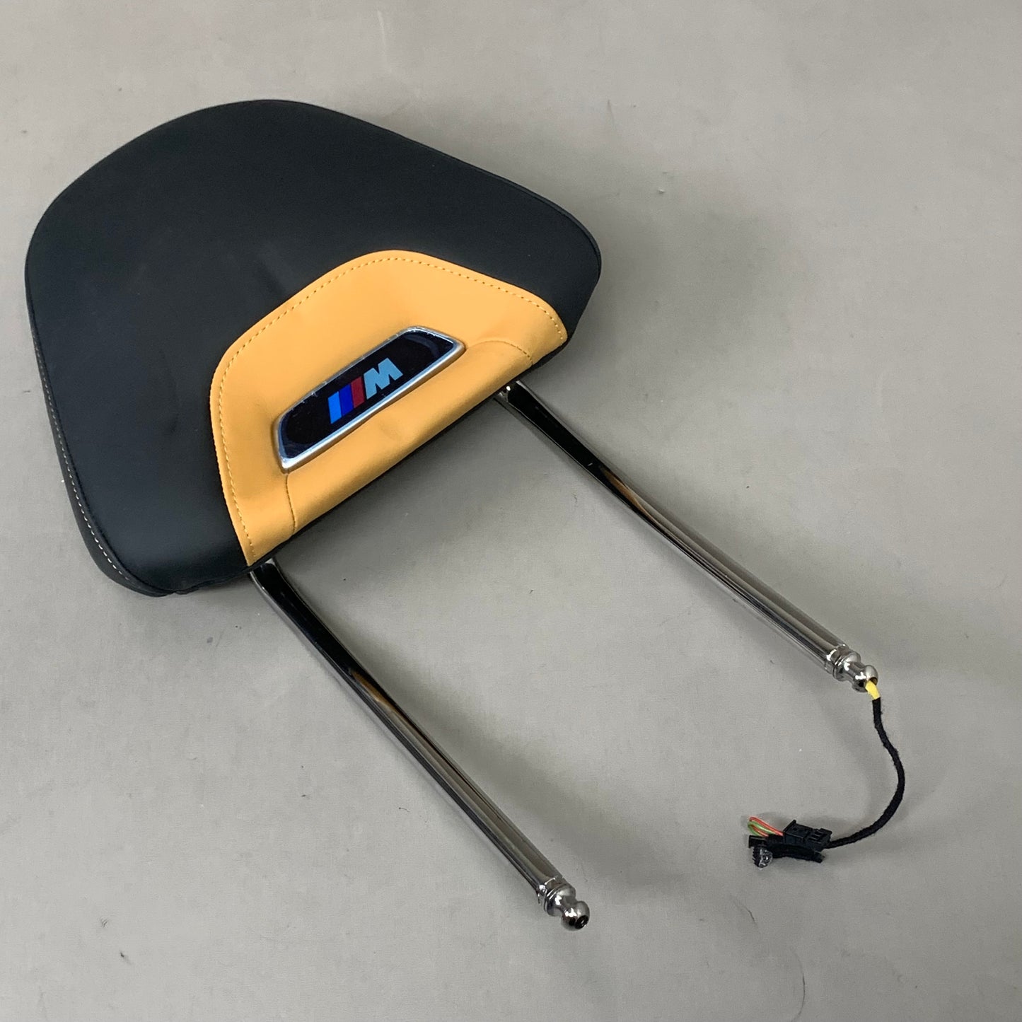 BMW (2 Pack) Leather Front Head Restraints/ Headrest BMW X3 Black/Golden Brown 5210809608907