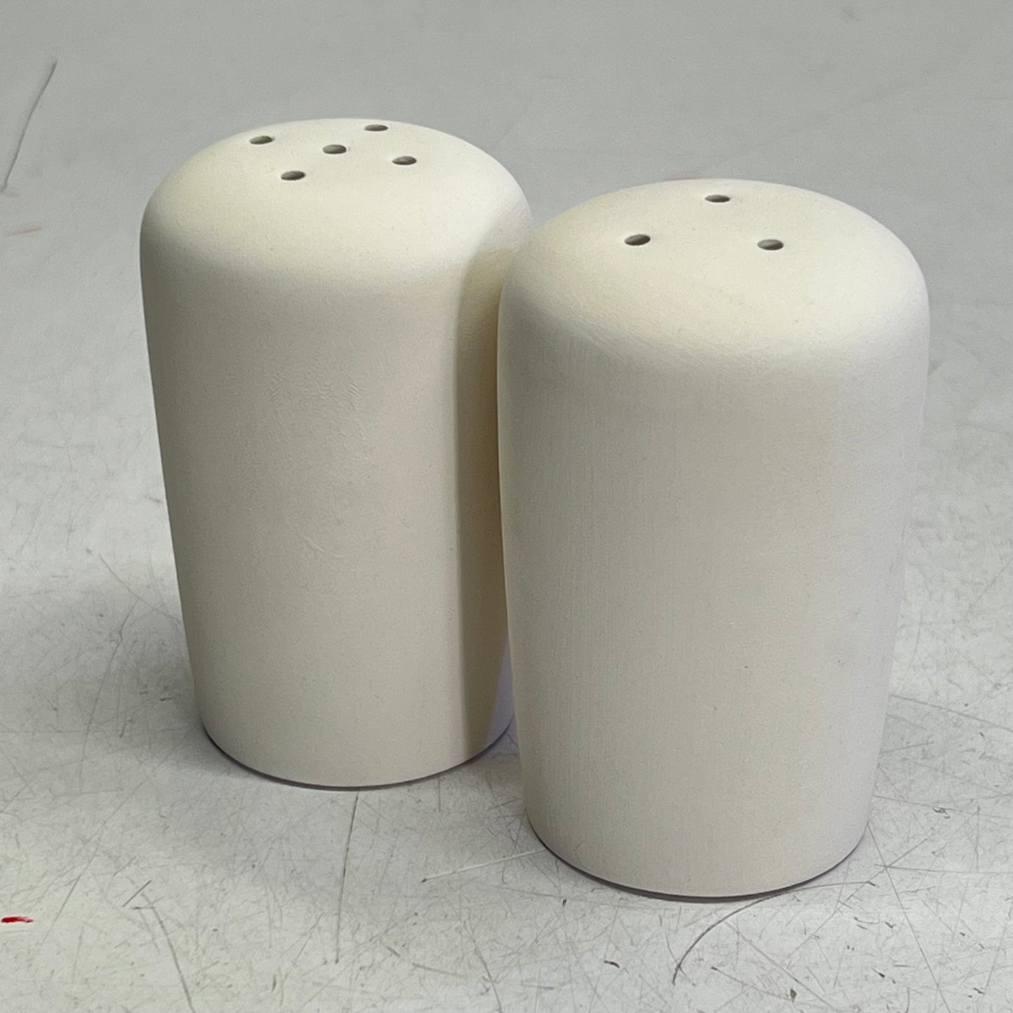 GARE (SET OF 2) Blank Salt & Pepper Shakers For Painting & Glazing 3"x2" 100425