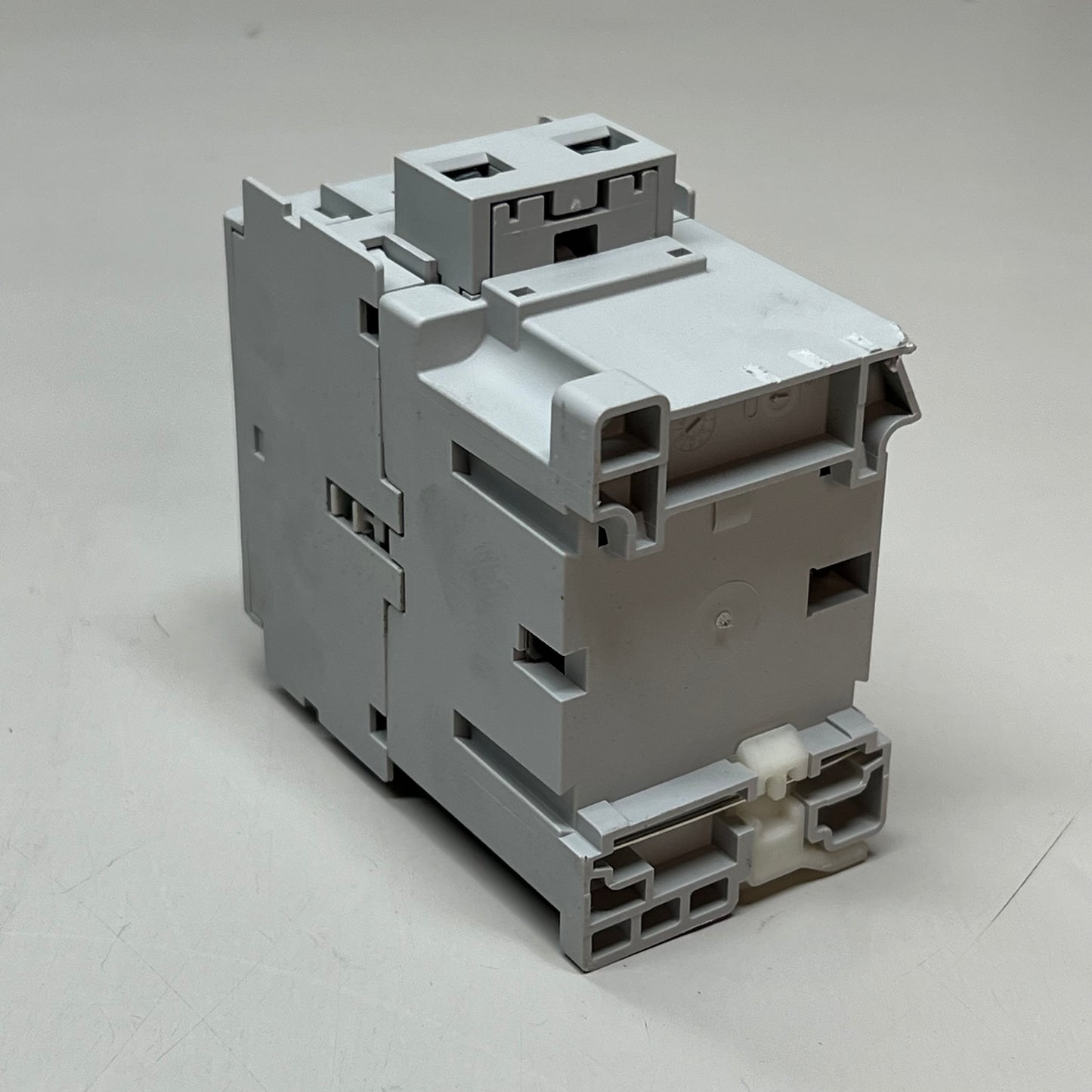 ALLEN BRADLEY IEC Contactor Non-Reversing 120/110v 60/50hz Grey 100-C23D10