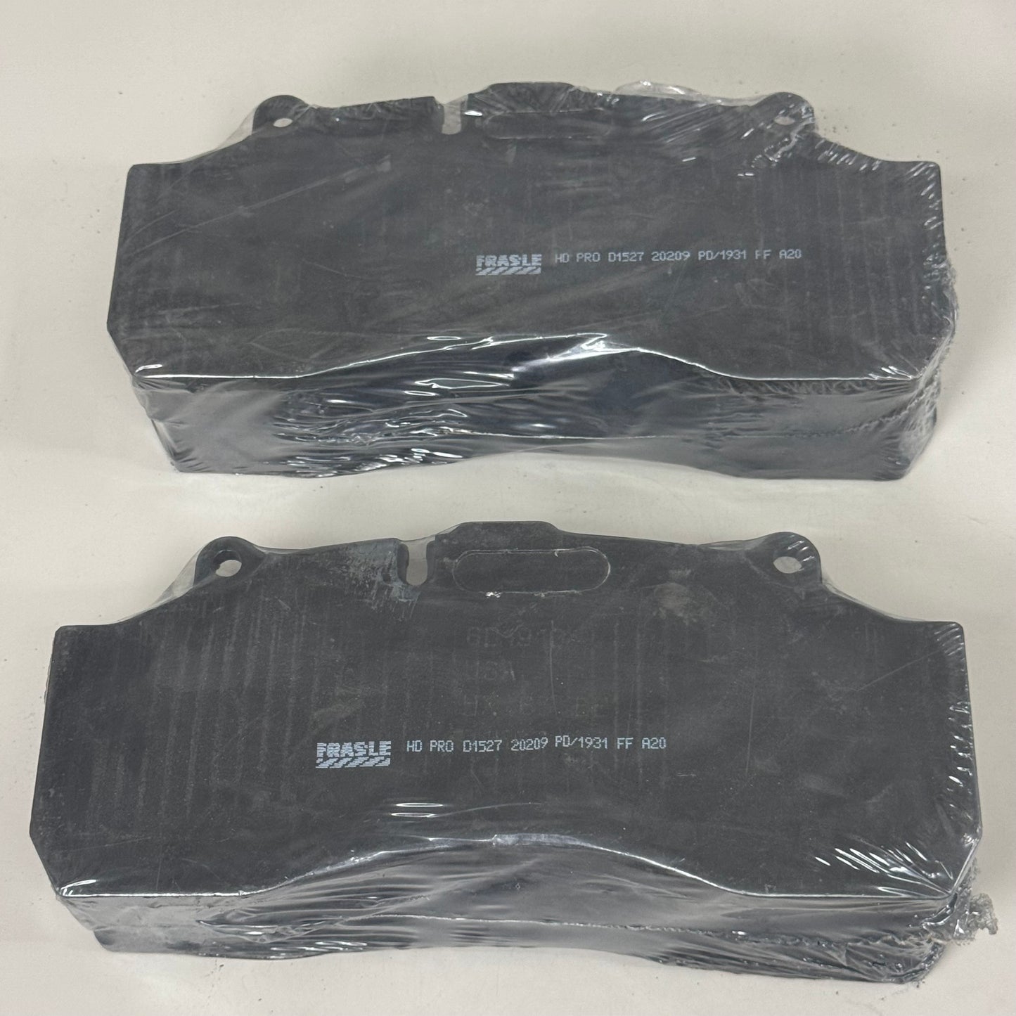 MIDLAND Air Disc Brake Pads Heavy Duty Quiet for Bus & Truck Transit MPBD1527HD