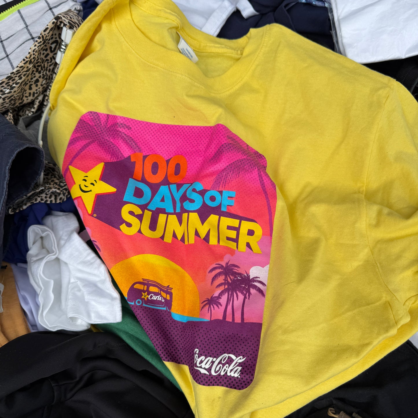 ZA@ Pallet of MIXED 100’s Of Men’s & Women’s Clothing